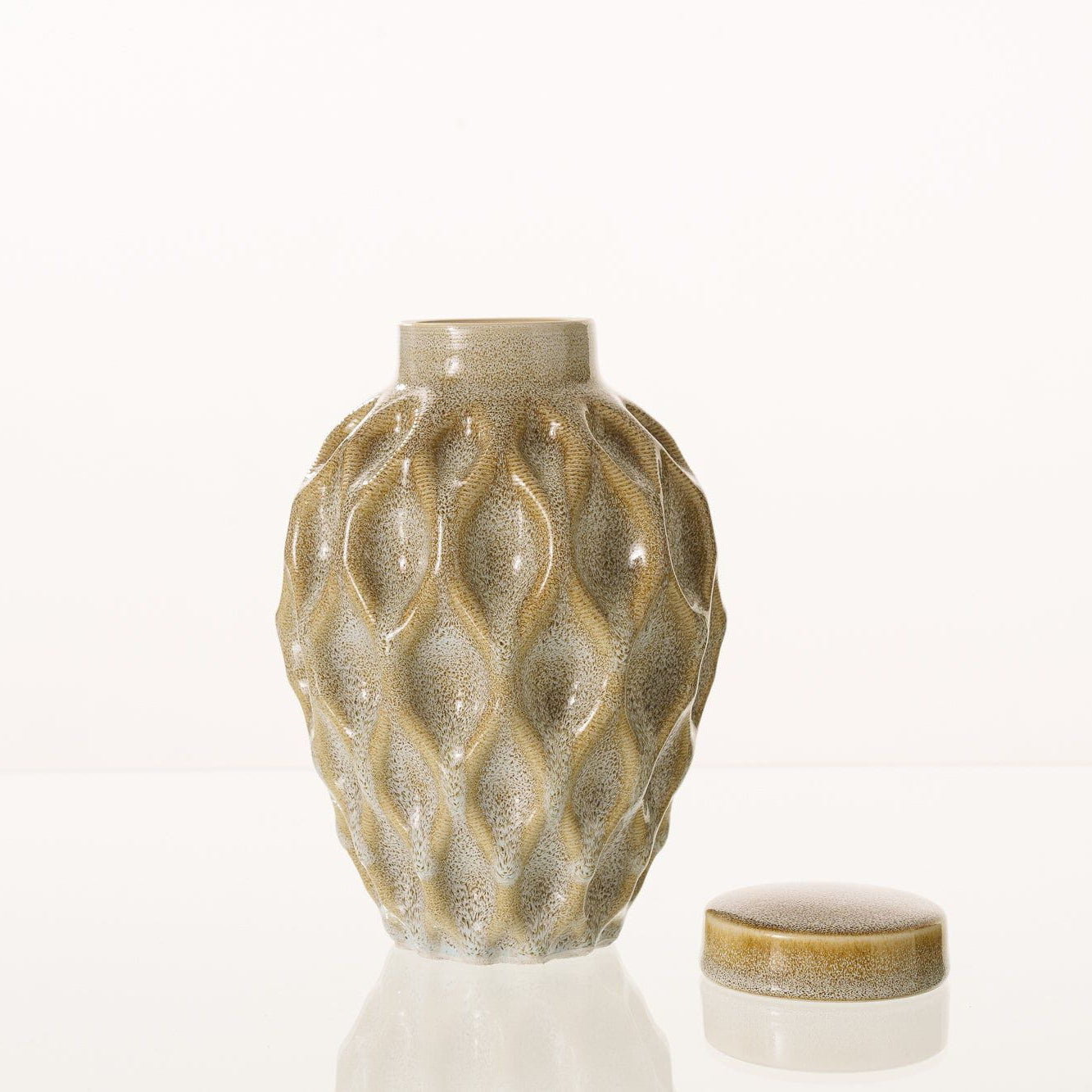 Cremation Urn "Echo" - 3D Printed Ceramic Urn | Light Sand Melange | Medium - Pulvis Art Urns
