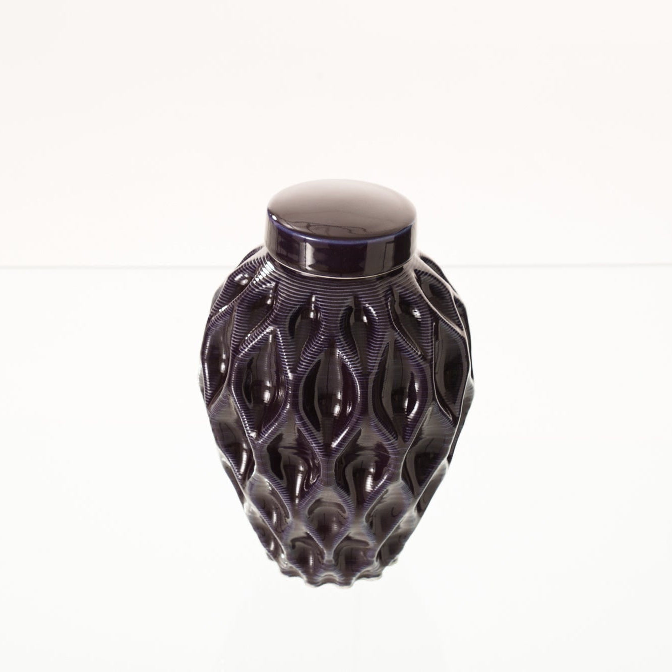 Cremation Urn "Echo" - 3D Printed Ceramic Urn | Violet | Medium - Pulvis Art Urns