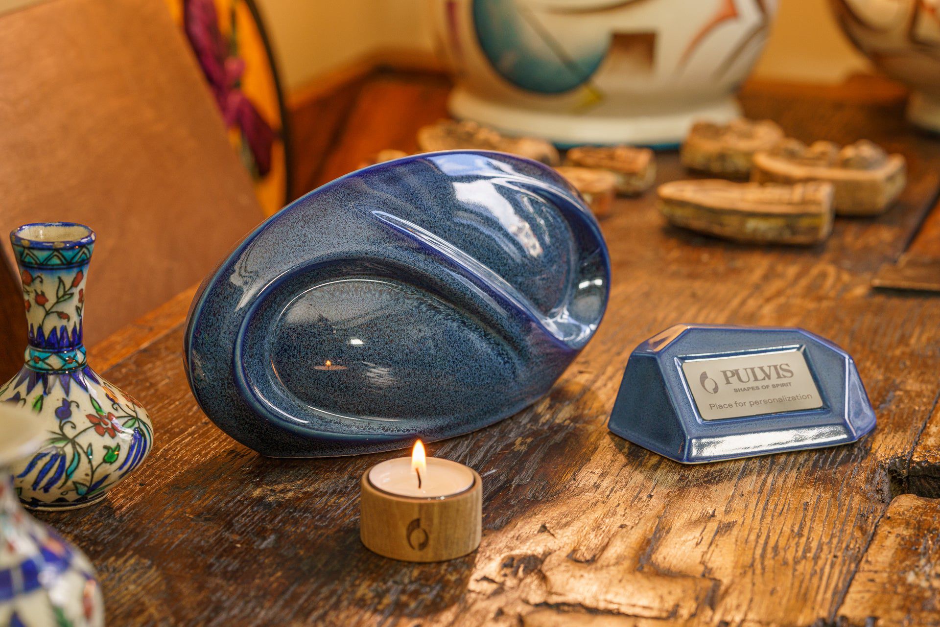 Memorial Nameplate Holder | Ceramic | Personalizable - Pulvis Art Urns