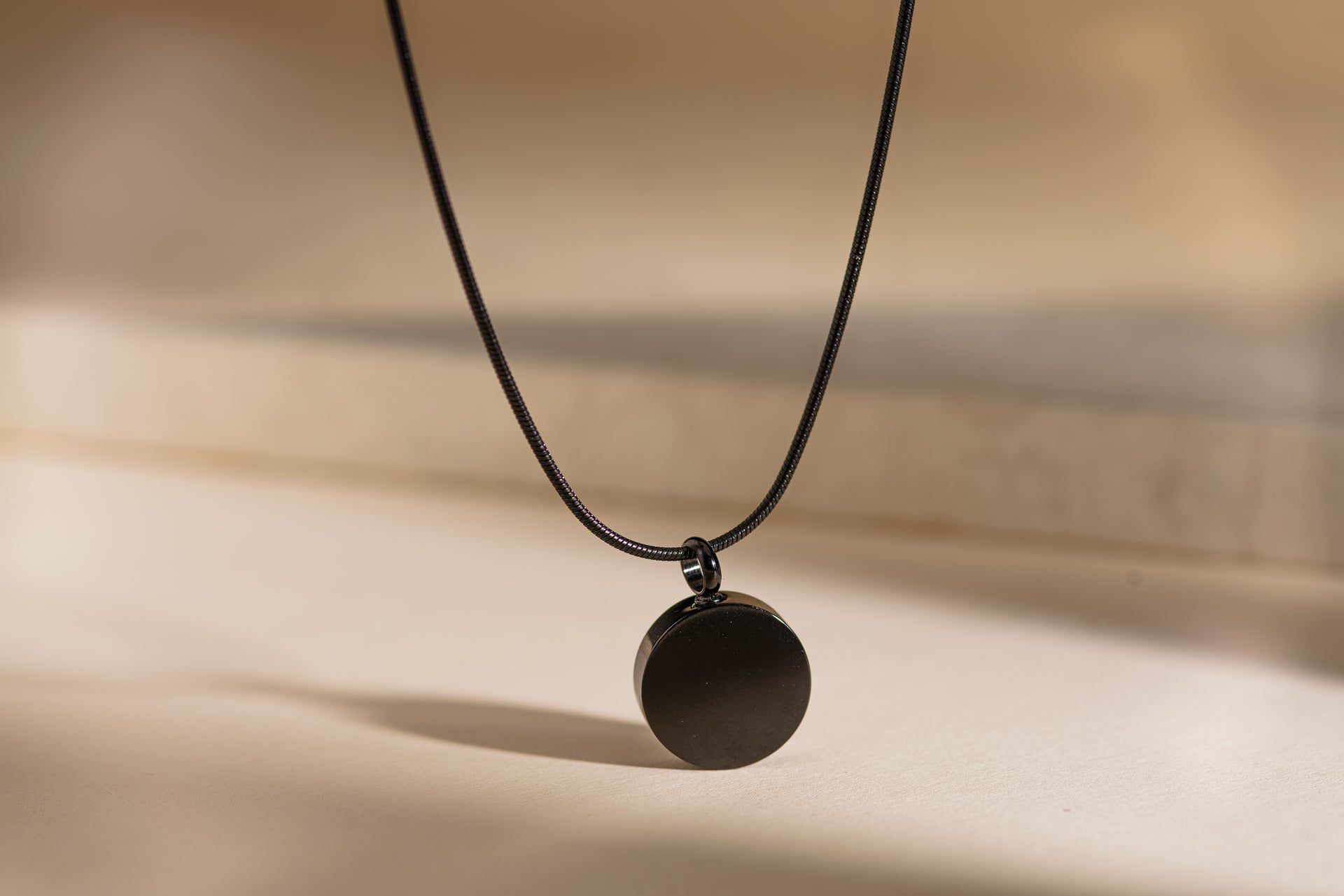 Pet Cremation Necklace – Paw | Stainless Steel | Memorial Jewelry | Black - Pulvis Art Urns