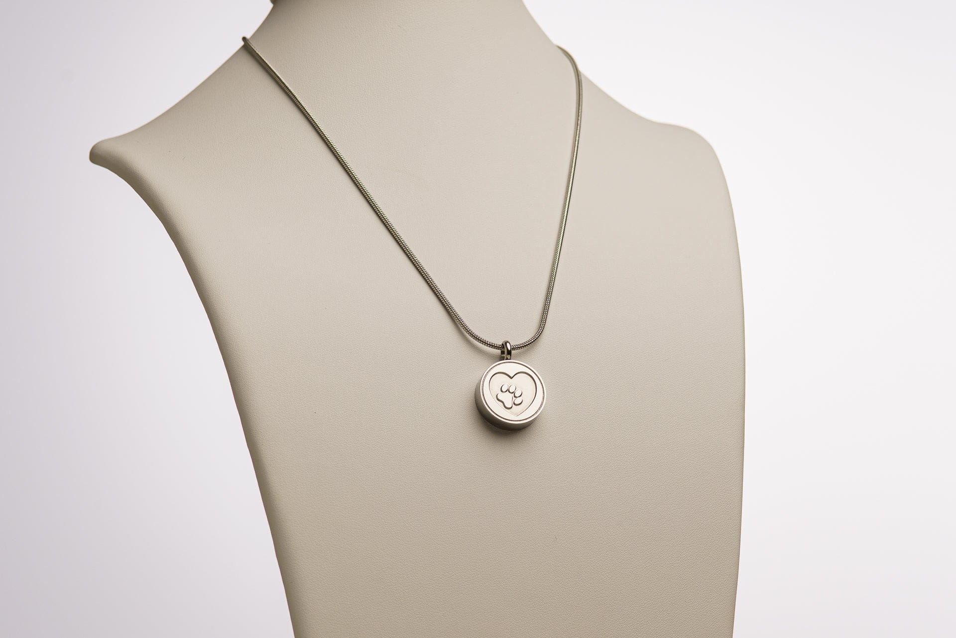 Pet Cremation Necklace – Paw | Stainless Steel | Memorial Jewelry | Silver Finish - Pulvis Art Urns
