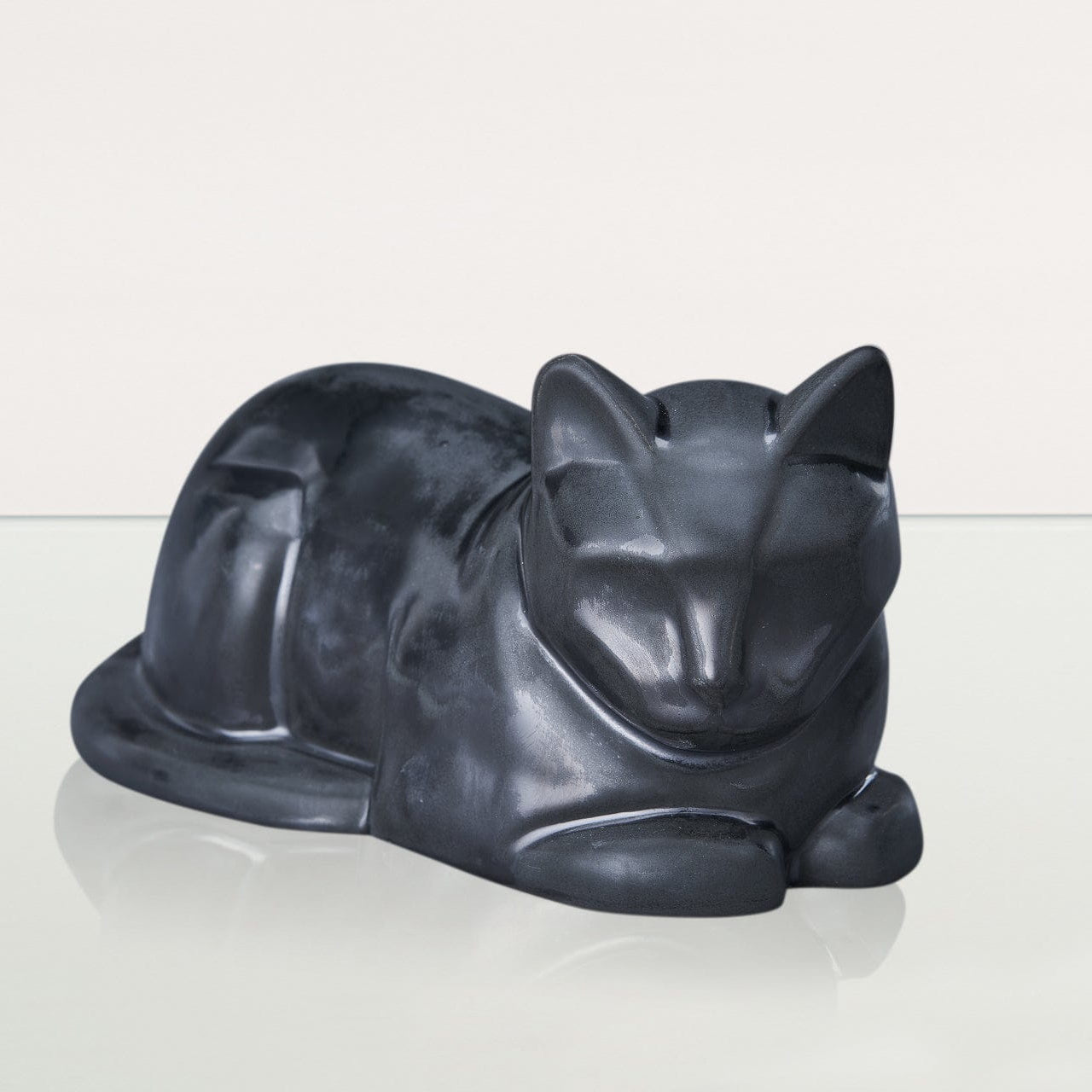 Cat Cremation Urn for Ashes - Dark Matte | Ceramic | Handmade Pet Urn - Pulvis Art Urns