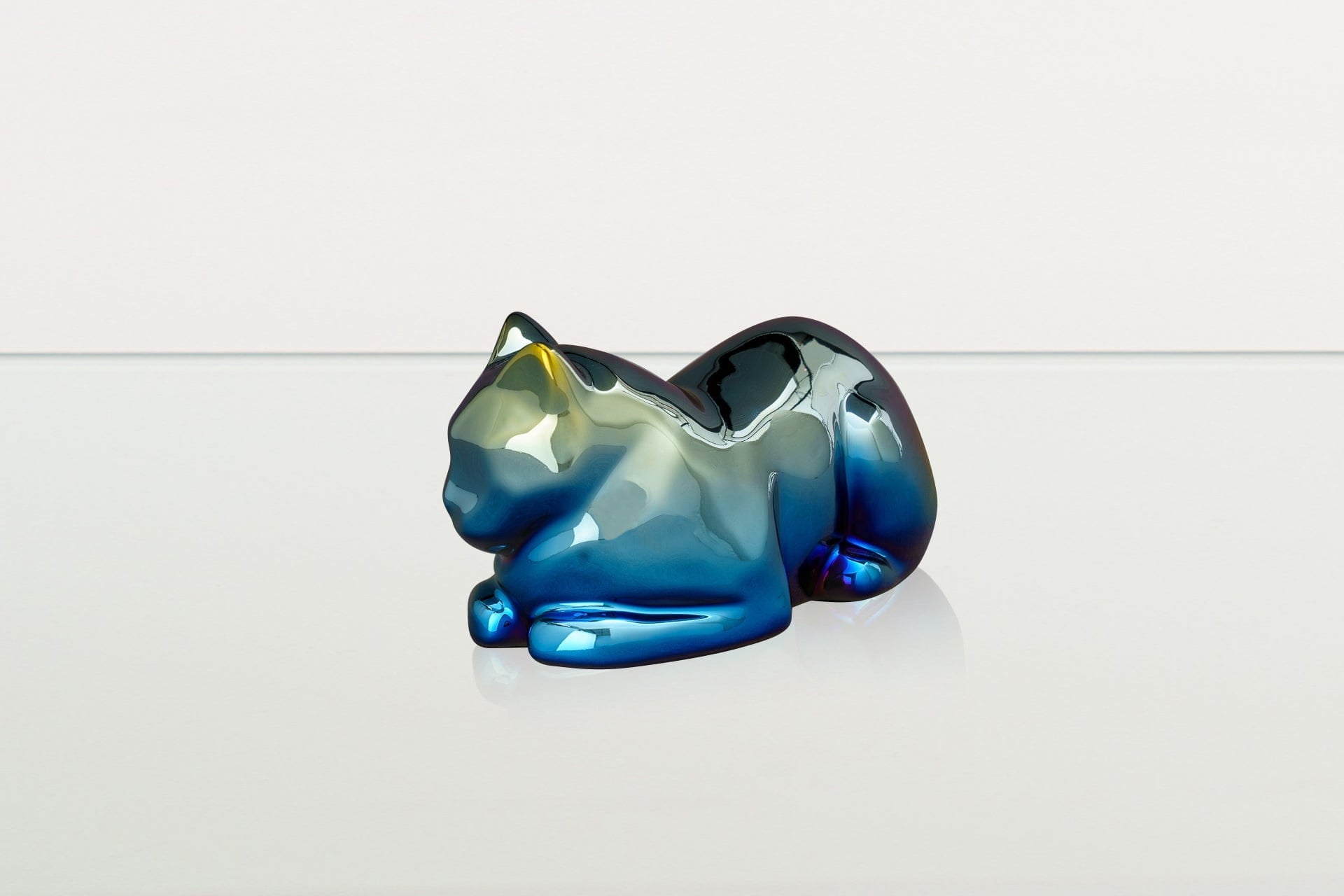 Cat Cremation Urn for Ashes - Titanized | Ceramic | Handmade Pet Urn - Pulvis Art Urns