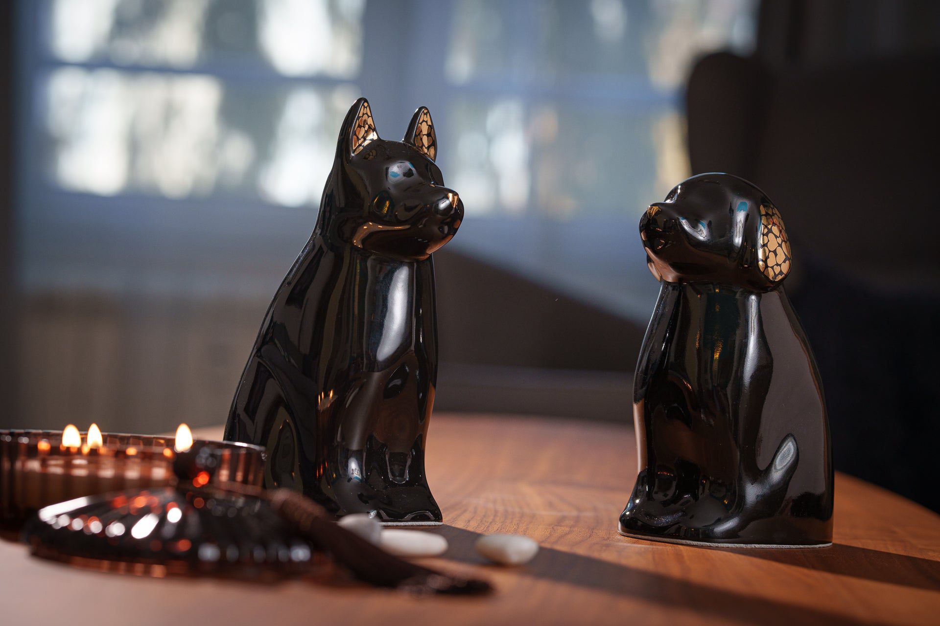 "Cuddle" Pet Urn for Dog - Black | Ceramic | Handmade - Pulvis Art Urns