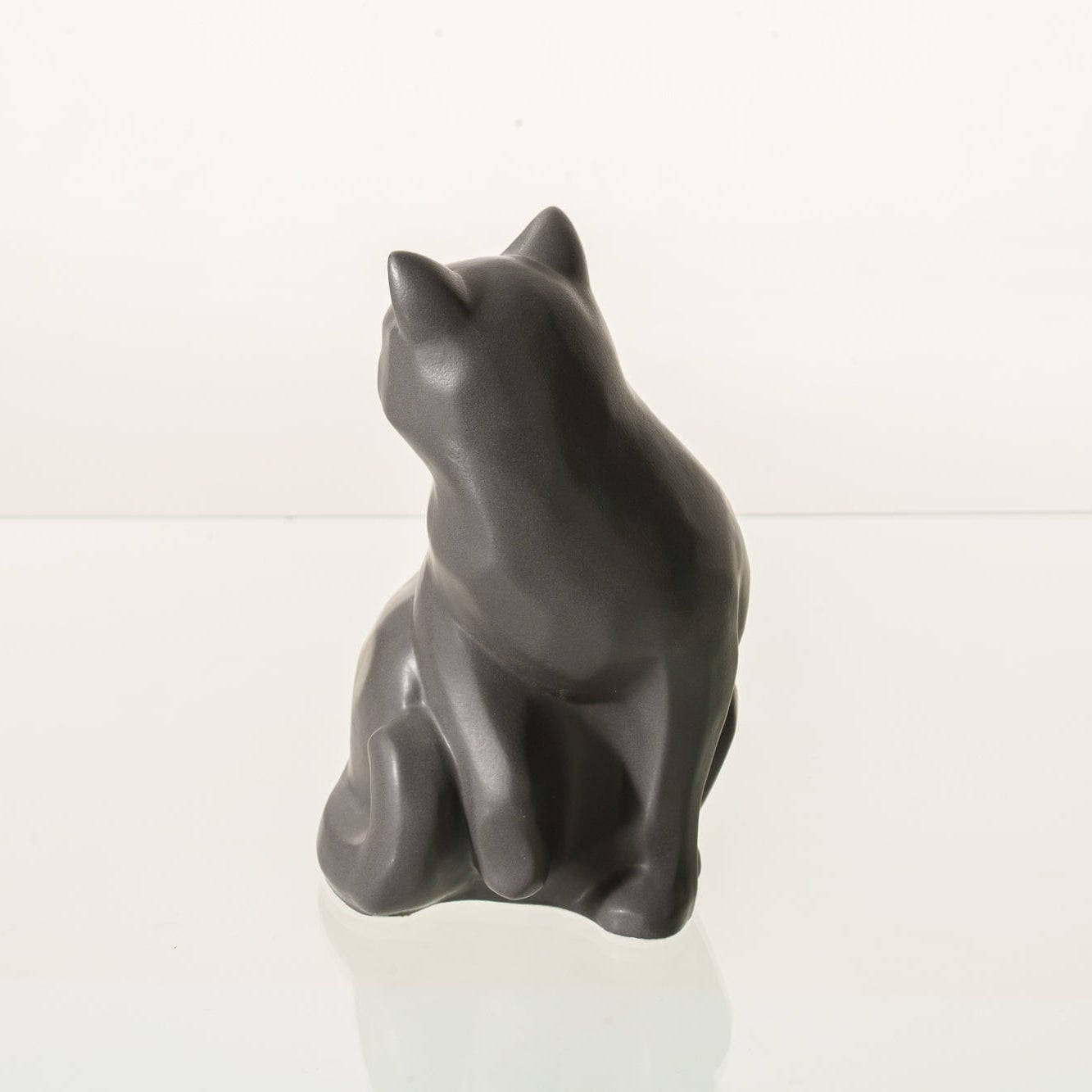 Felix Cat Urn for Ashes - Gray Matte | Ceramic | Handmade Pet Urn - Pulvis Art Urns