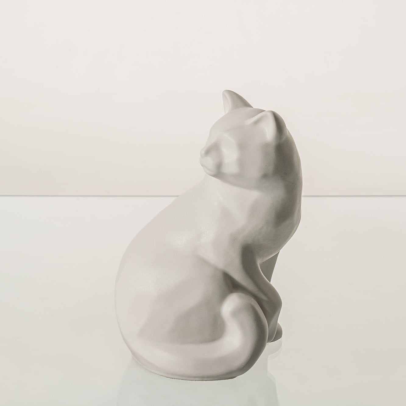Felix Cat Urn for Ashes - White Matte | Ceramic | Handmade Pet Urn - Pulvis Art Urns