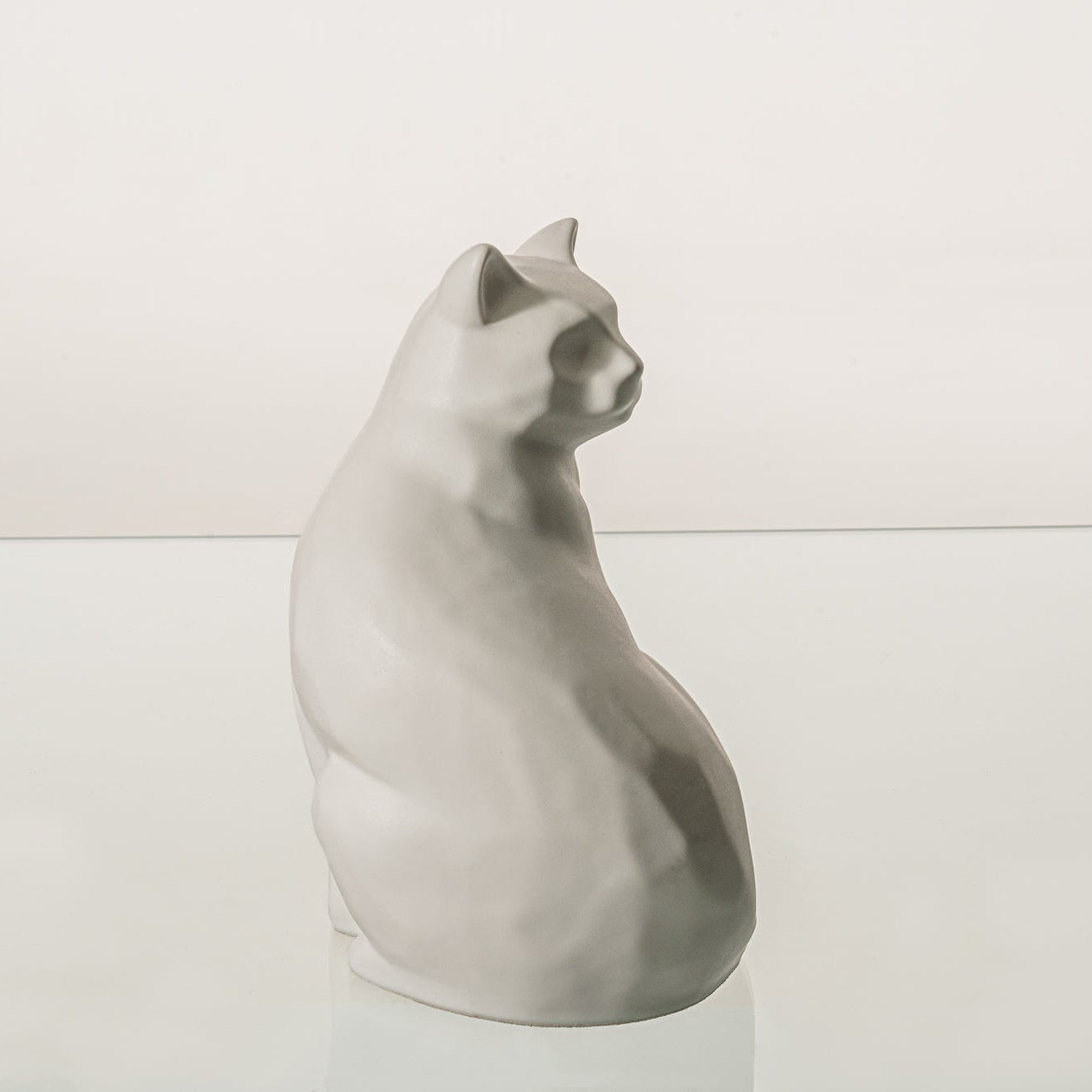 Felix Cat Urn for Ashes - White Matte | Ceramic | Handmade Pet Urn - Pulvis Art Urns