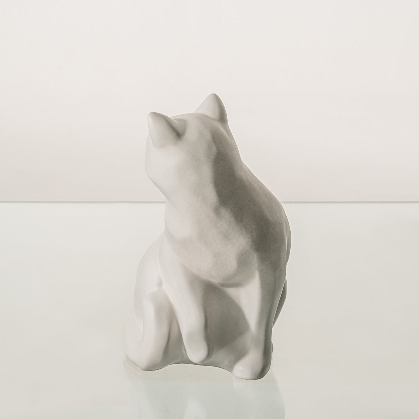 Felix Cat Urn for Ashes - White Matte | Ceramic | Handmade Pet Urn - Pulvis Art Urns