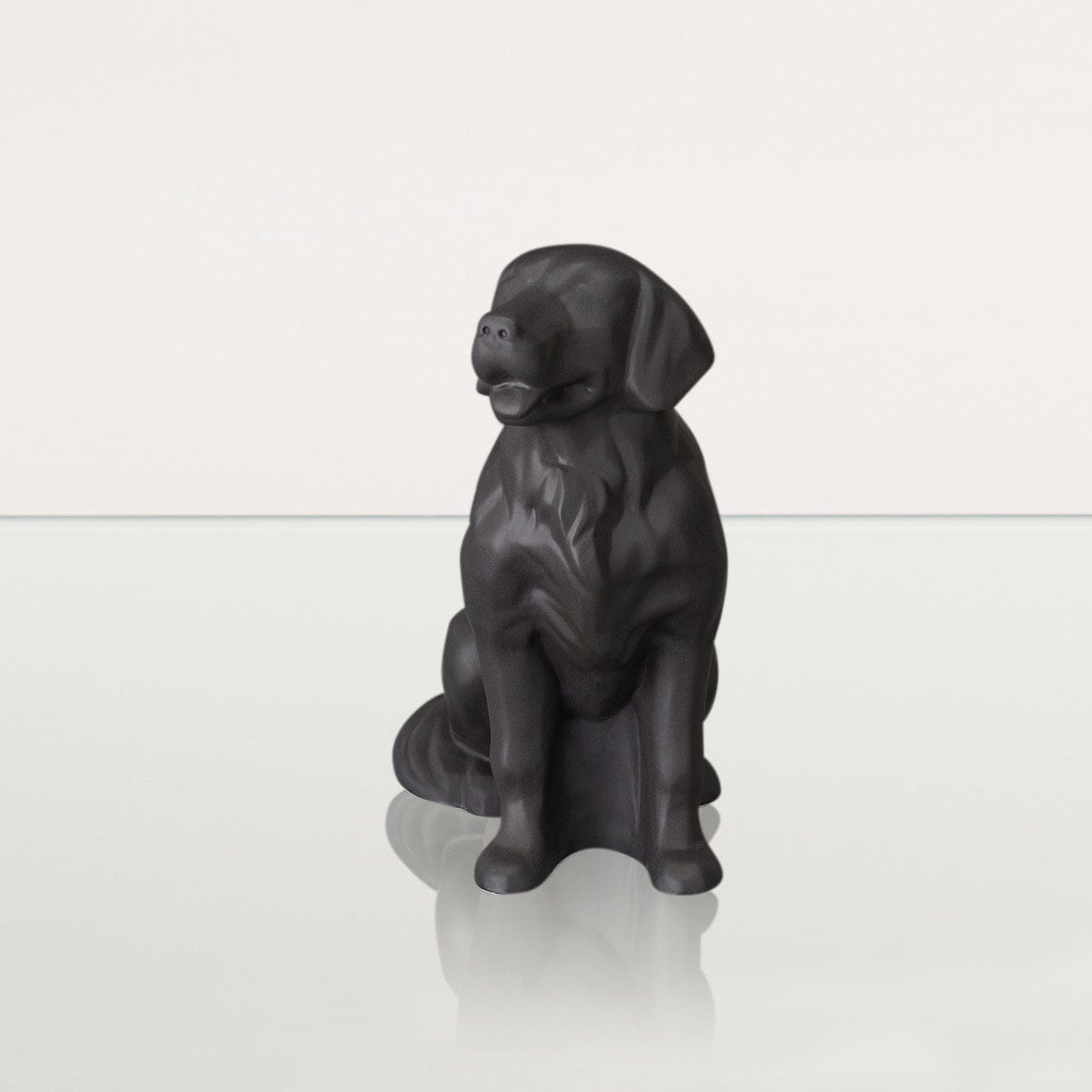 Golden Retriever Pet Urn - Grey Matte | Ceramic Dog Urn - Pulvis Art Urns