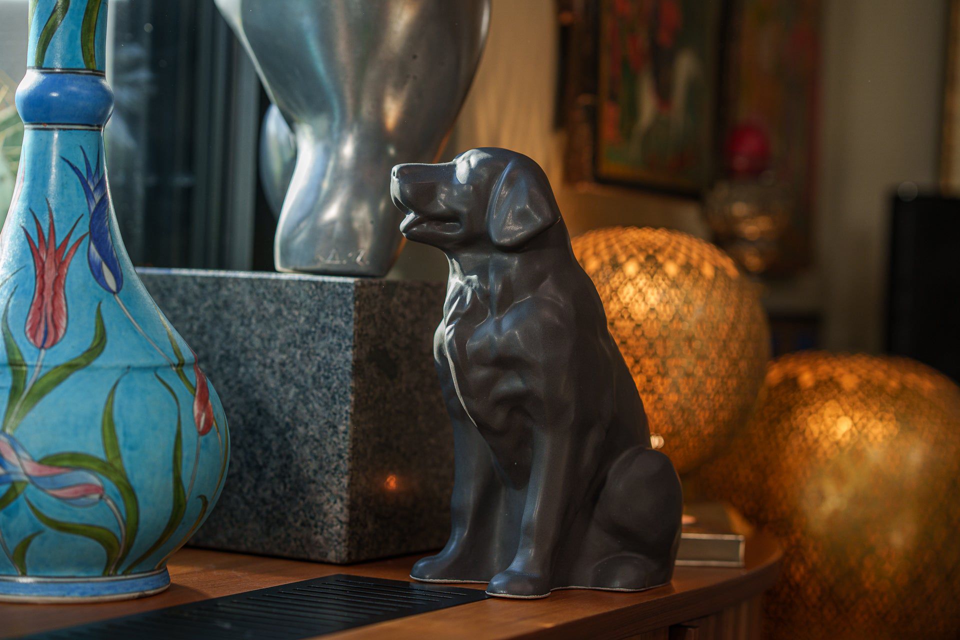 Golden Retriever Pet Urn - Grey Matte | Ceramic Dog Urn - Pulvis Art Urns