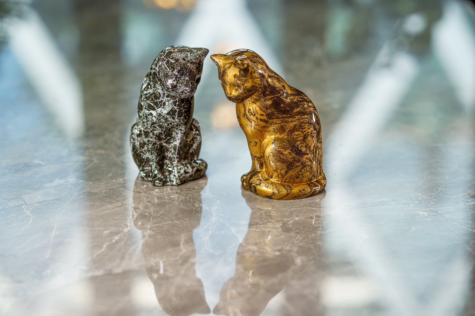 HydroGraphics Mini Pet Urn "Neko - Cosmos" - Ceramic | Hydro Dipping - Pulvis Art Urns