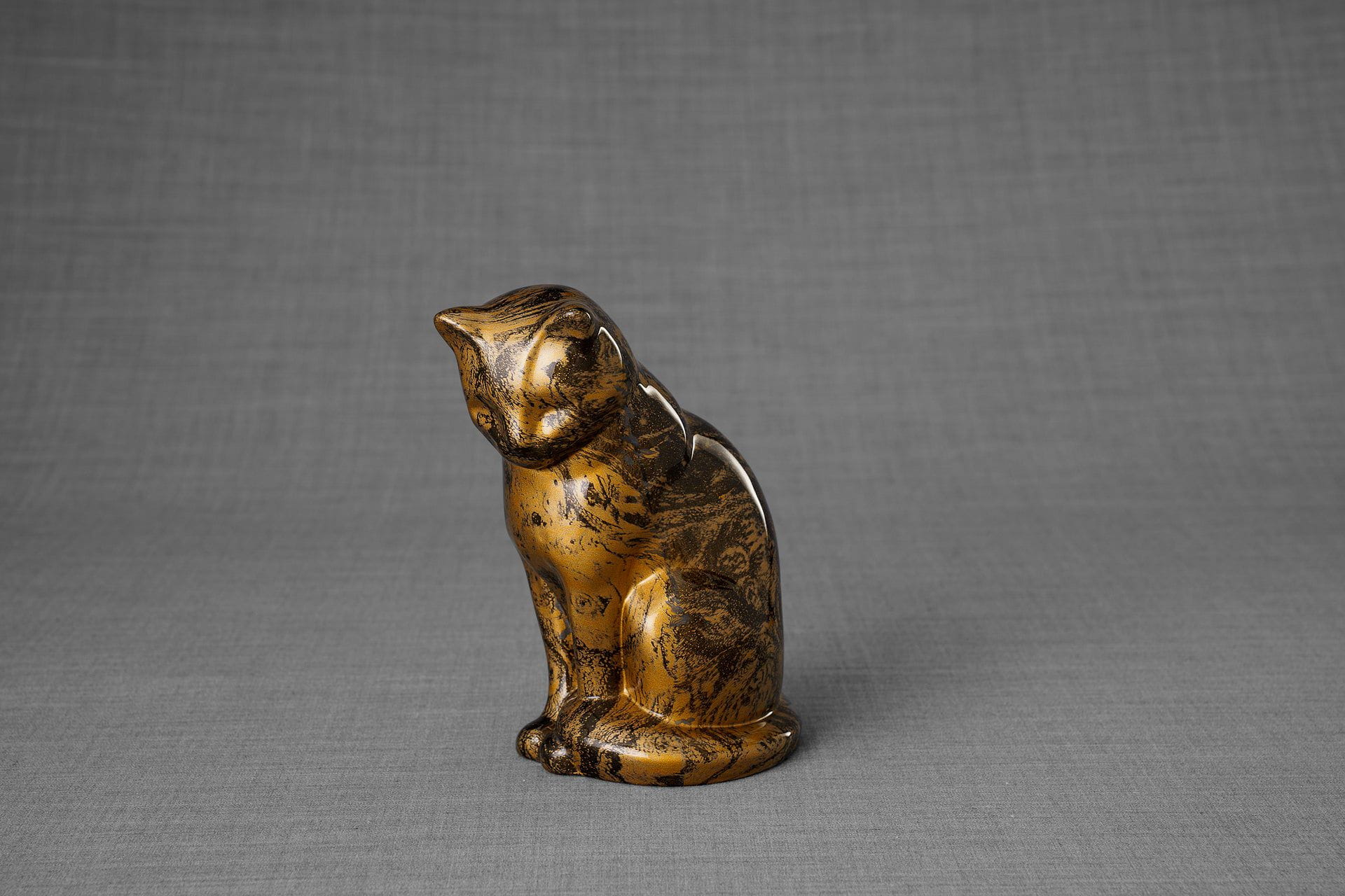 HydroGraphics Mini Pet Urn "Neko - Rusty " - Ceramic | Hydro Dipping - Pulvis Art Urns