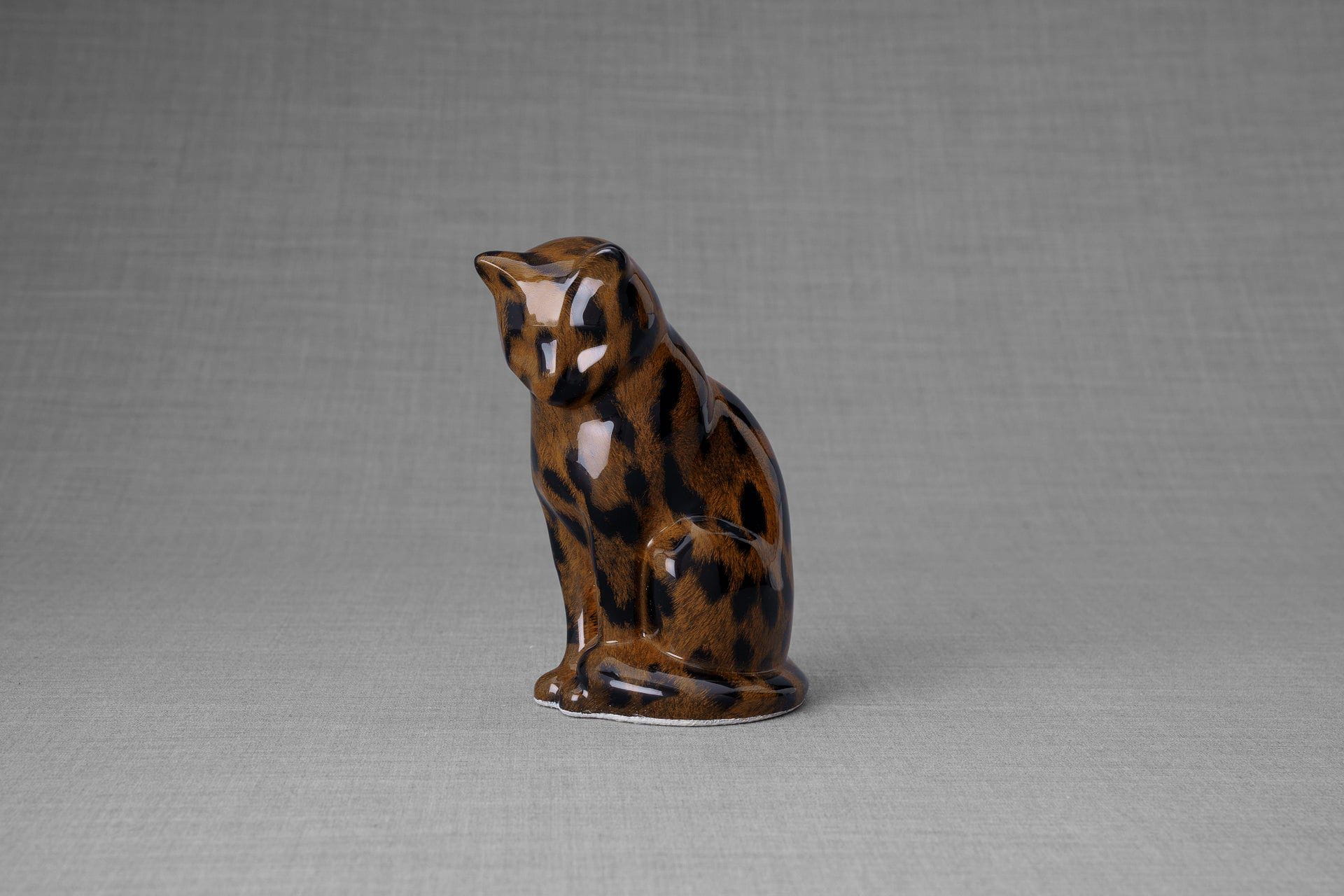 HydroGraphics Mini Pet Urn "Neko" | Spotted Dark | Ceramic - Pulvis Art Urns