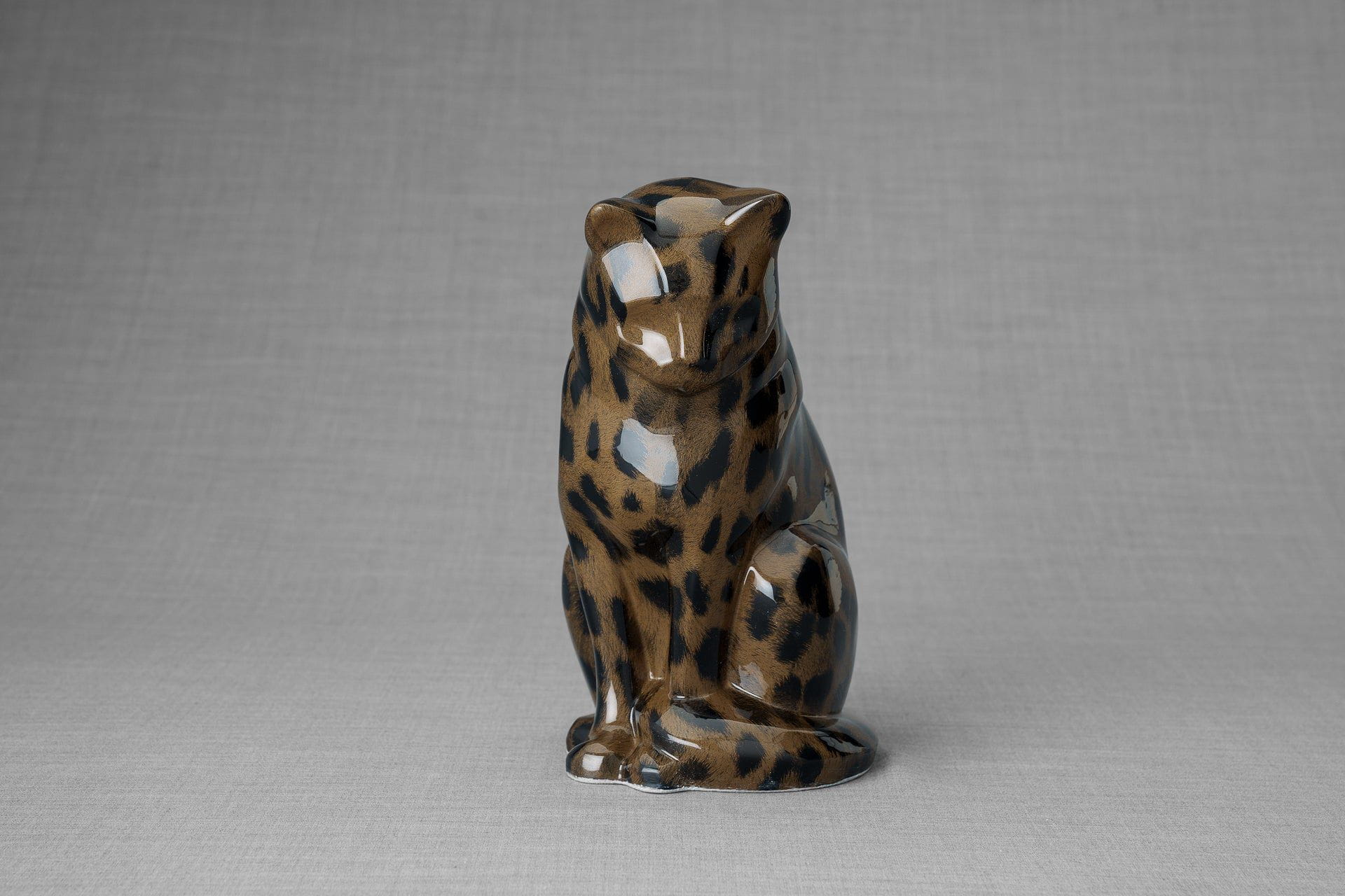 HydroGraphics Pet Urn "Neko" | Spotted Dark | Ceramic | Hydro Dipping - Pulvis Art Urns