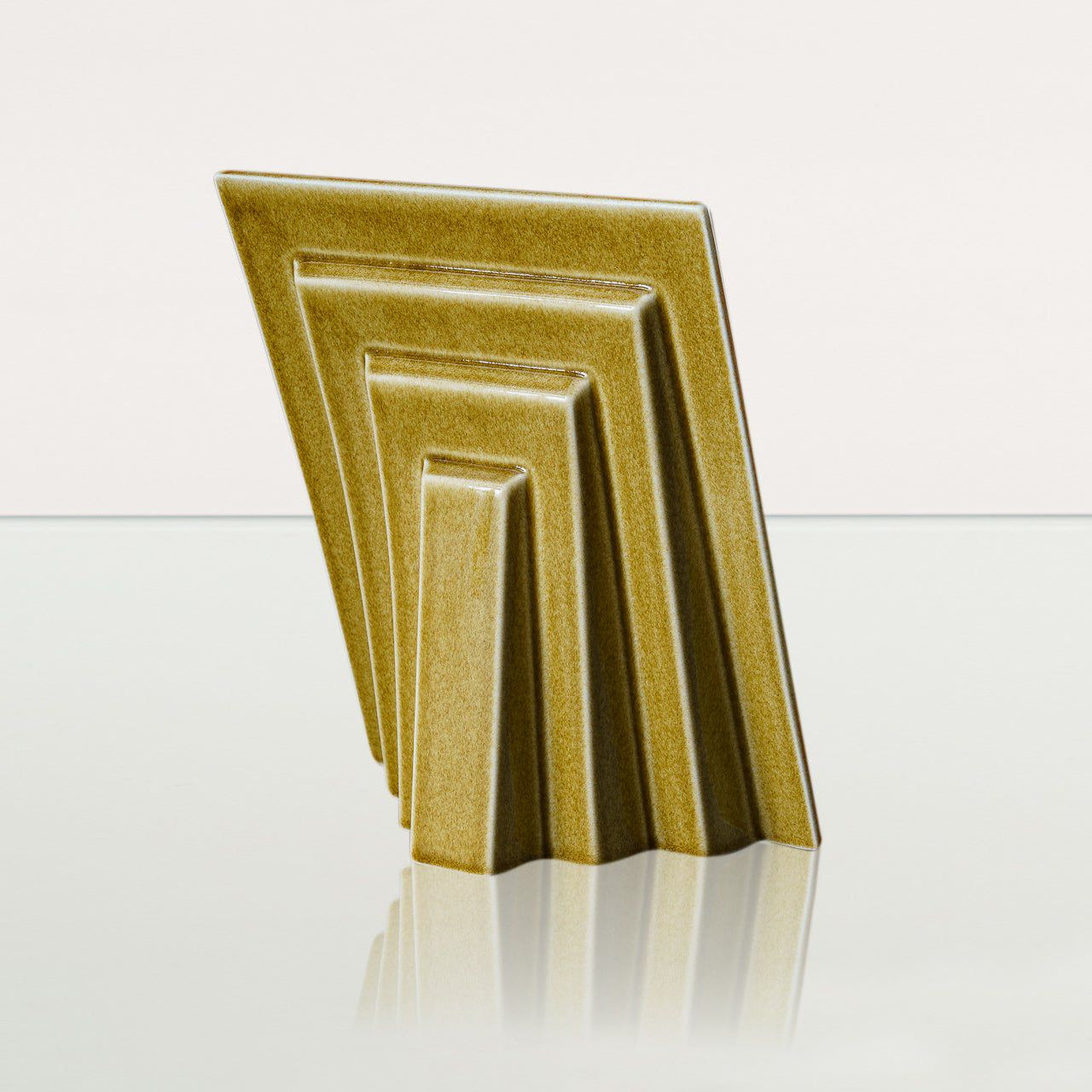 Labrador Pet Urn for Ashes - Amber Yellow | Ceramic | Handmade Pet Urn - Pulvis Art Urns