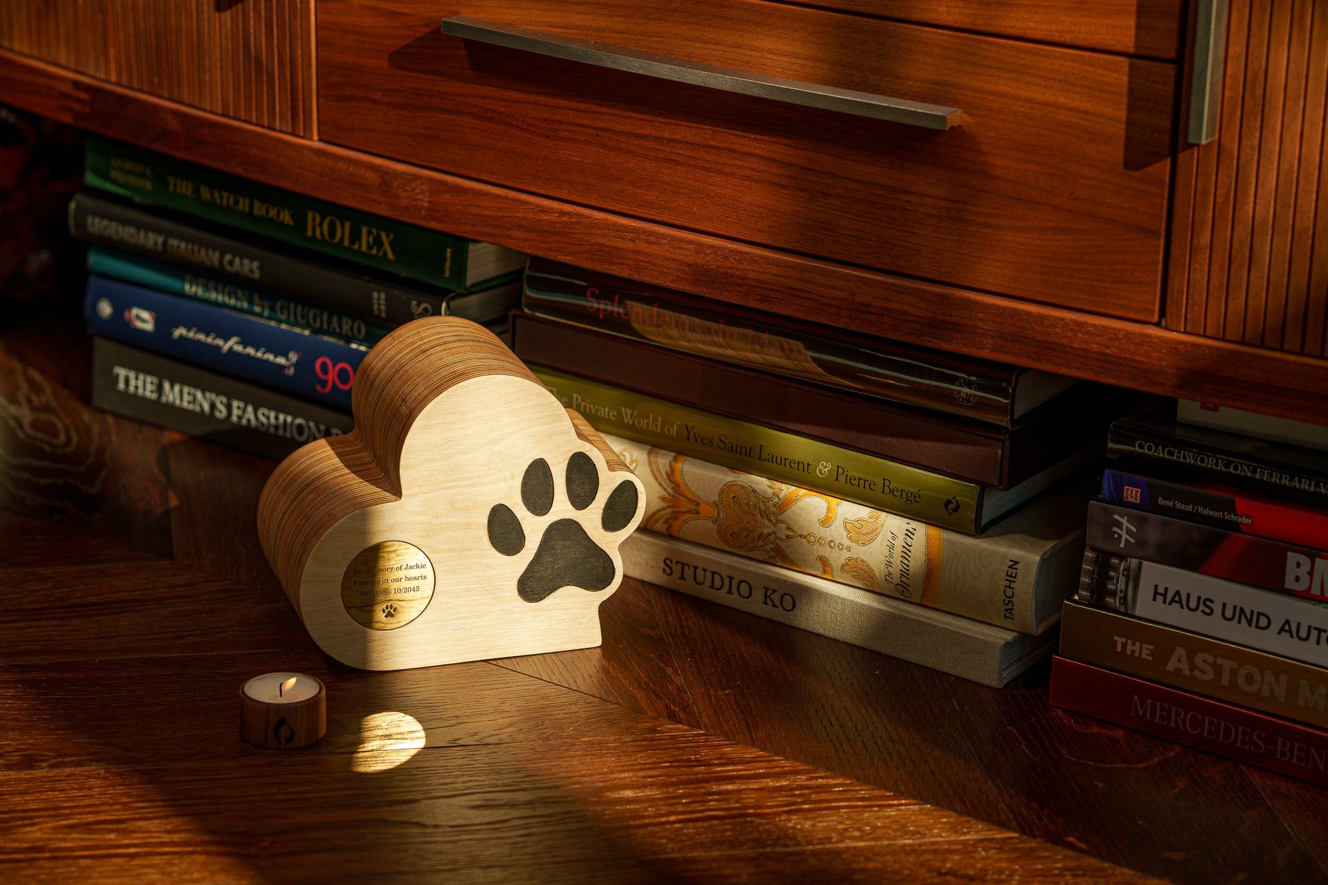 Love Paw Pet Urn - Plywood | Handmade Pet Memorial - Pulvis Art Urns