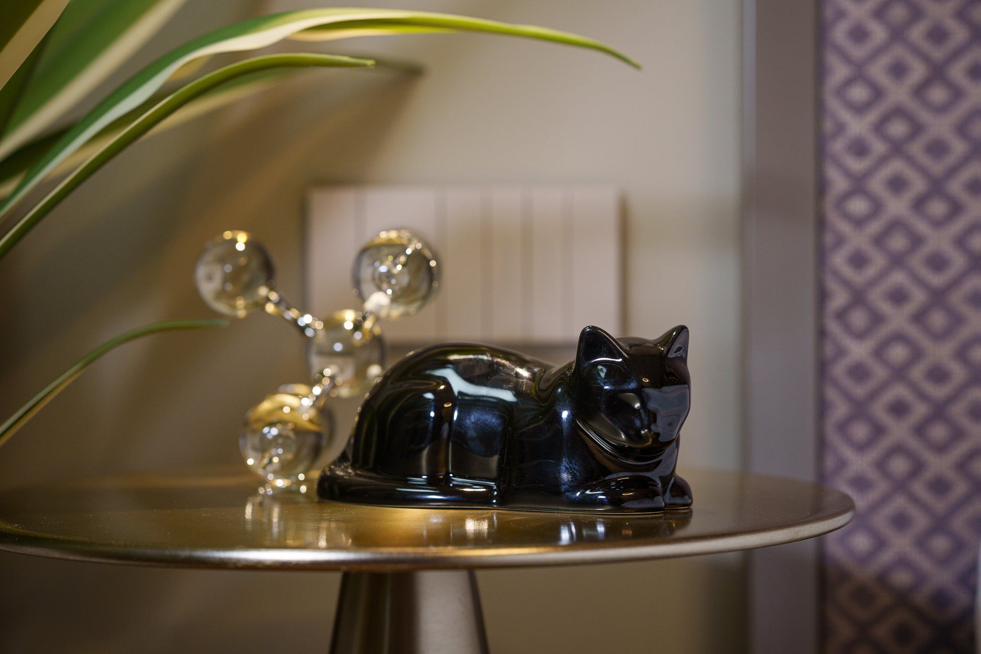 Mini Laying Cat Cremation Urn - Lamp Black | Ceramic Pet Urn - Pulvis Art Urns