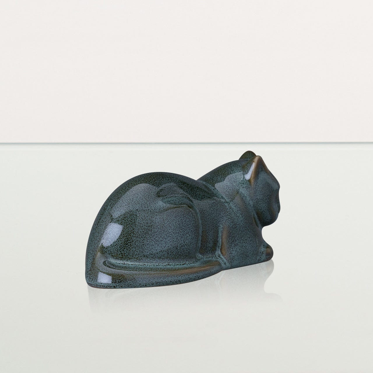 Mini Laying Cat Cremation Urn - Oily Green Melange | Ceramic Pet Urn - Pulvis Art Urns