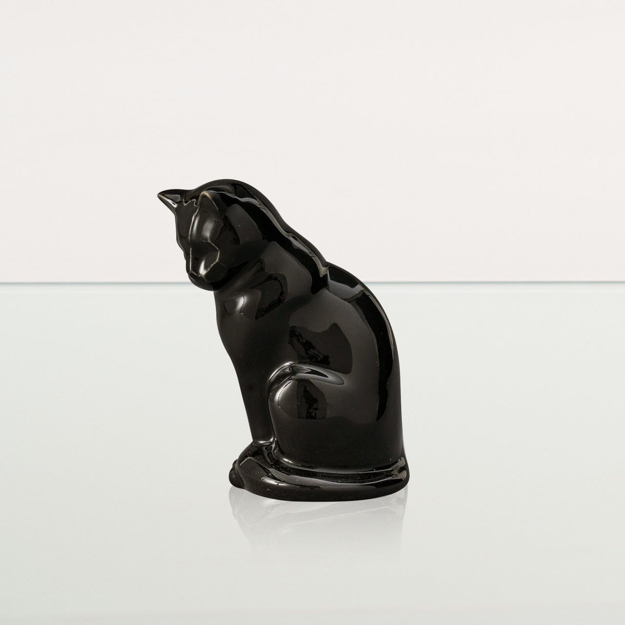 Mini Pet Urn for Ashes Neko - Lamp Black | Handmade | Ceramic Cat Urn - Pulvis Art Urns