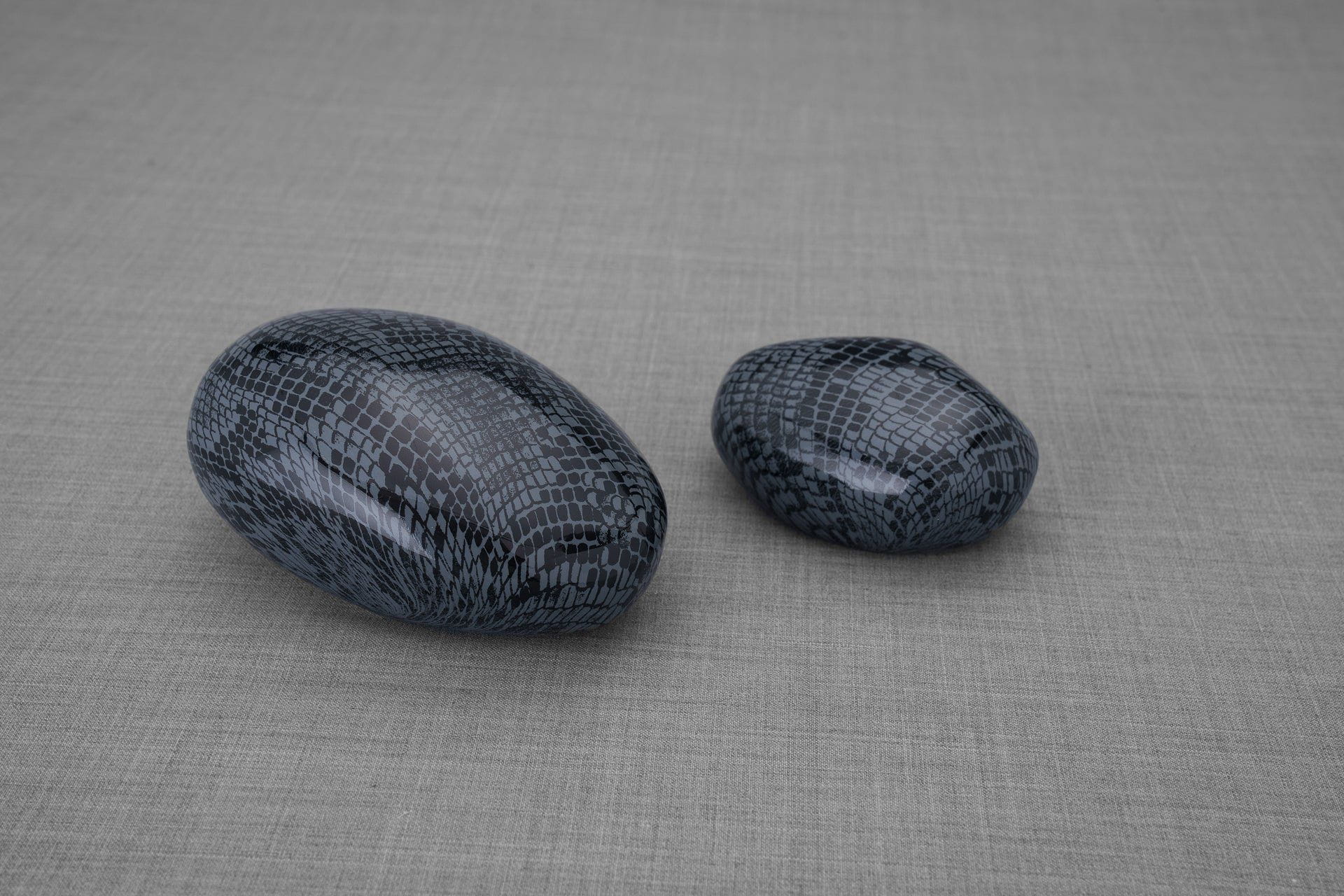 Mini Reptile Urn - Dark Blue | Ceramic | HydroGraphics - Pulvis Art Urns