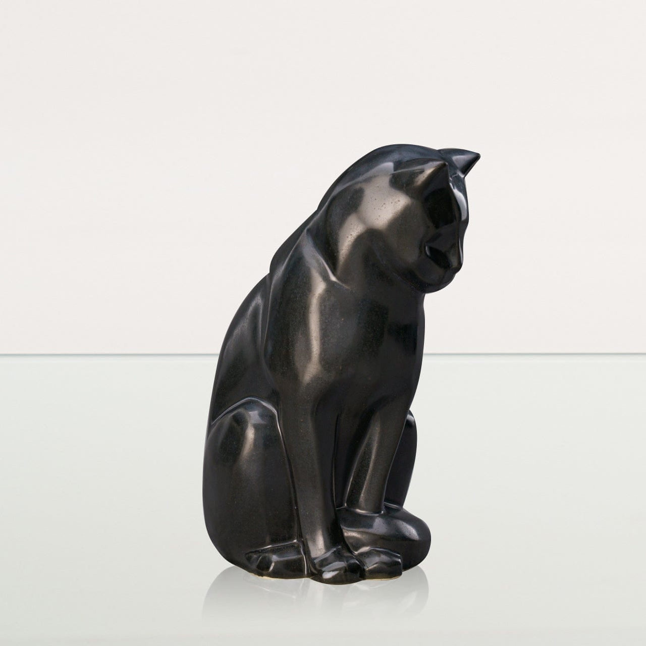 Neko Pet Urn for Ashes - Dark Matte | Ceramic | Handmade Cat Urn - Pulvis Art Urns