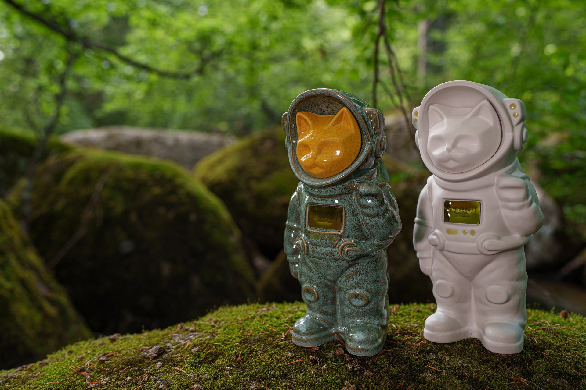 Customizable Pet Cremation Urn - Cat | Ceramic Handmade Figure - Pulvis Art Urns