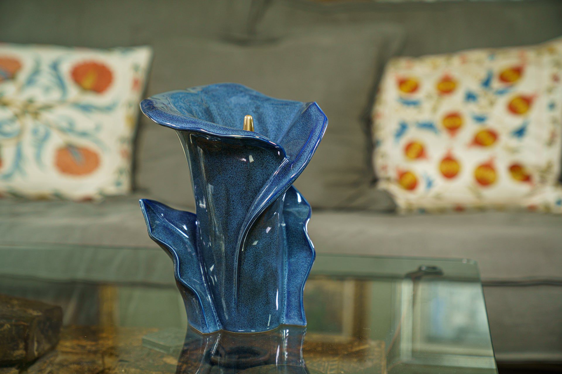 Calla Flower Memorial Urn for Ashes - Medium Urn | Blue Melange - Pulvis Art Urns