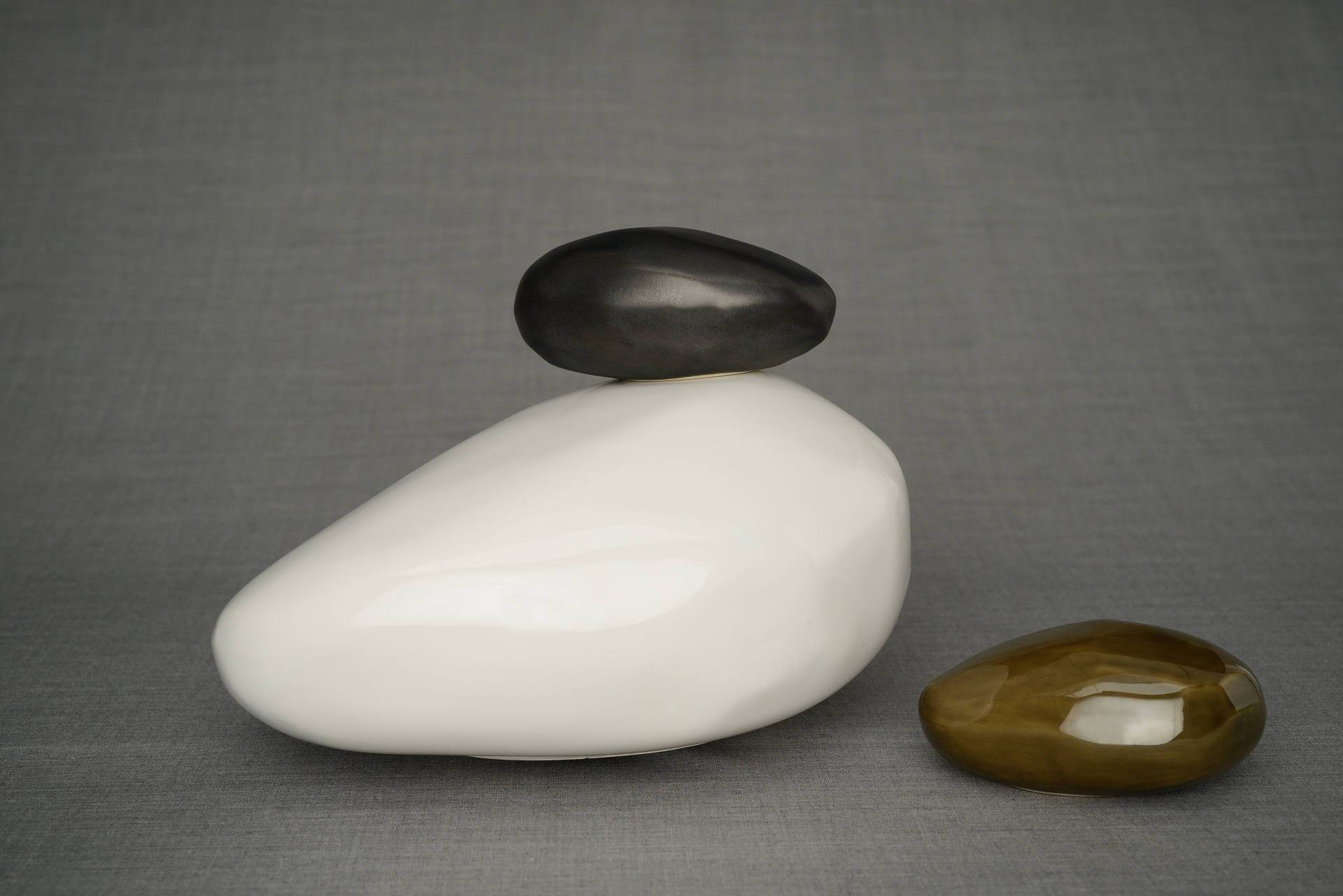 Set of Cremation Urns for Ashes "Stone" - (Large urn + Keepsake) - Pulvis Art Urns