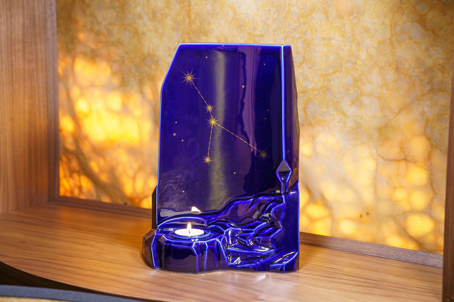 Zodiac Urn for Ashes "Cancer" - Large | Star Sign Urn - Pulvis Art Urns