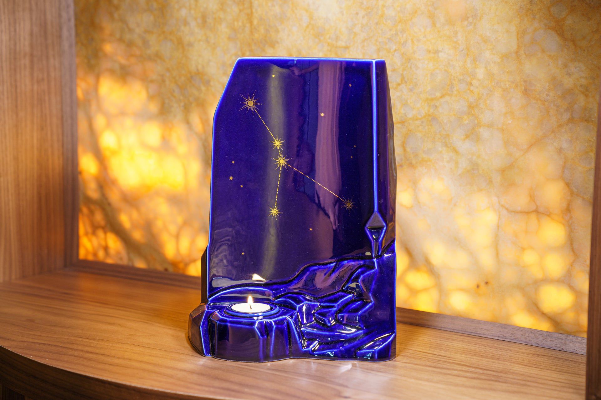 Zodiac Urn for Ashes "Cancer" - Large | Star Sign Urn - Pulvis Art Urns