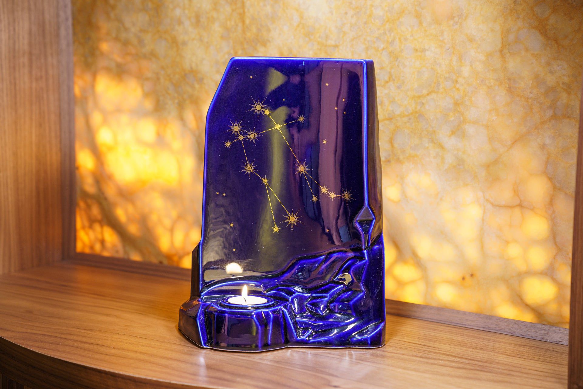 Zodiac Urn for Ashes "Gemini" - Large | Star Sign Urn - Pulvis Art Urns