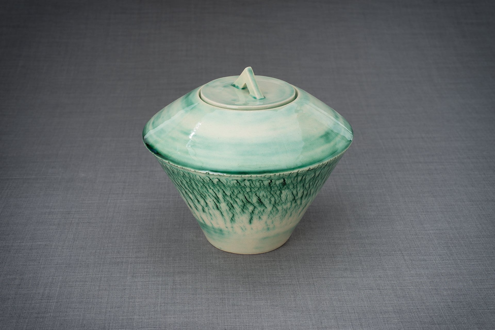 Pottery Wheel Urn for Ashes "Legatum" - Large | Verdigris | Ceramic - Pulvis Art Urns