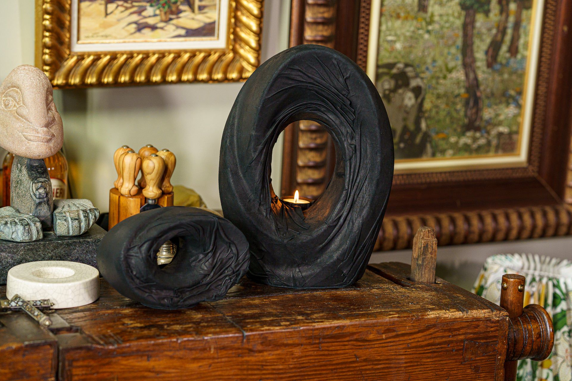 Handmade Cremation Keepsake "The Passage" - Exclusive Leather Edition - Pulvis Art Urns