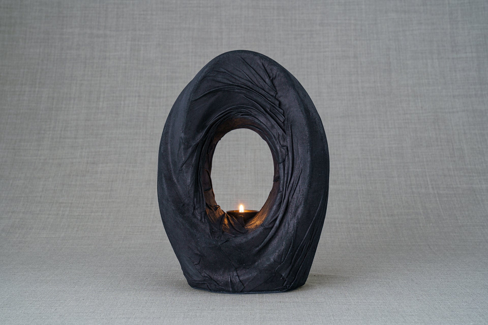 Handmade Cremation Urn for Ashes "The Passage" - Exclusive Leather Edition - Pulvis Art Urns