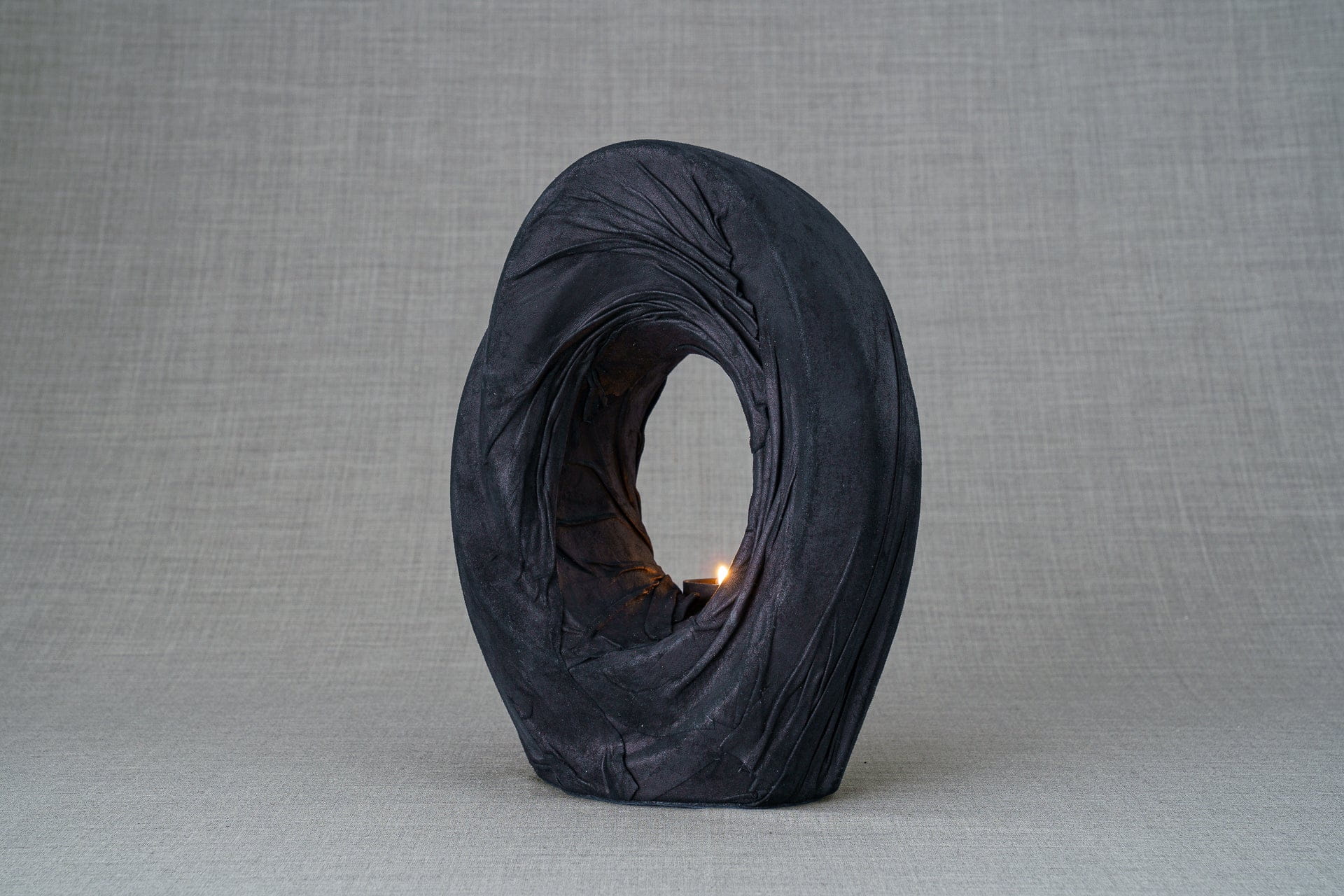 Handmade Cremation Urn for Ashes "The Passage" - Exclusive Leather Edition - Pulvis Art Urns