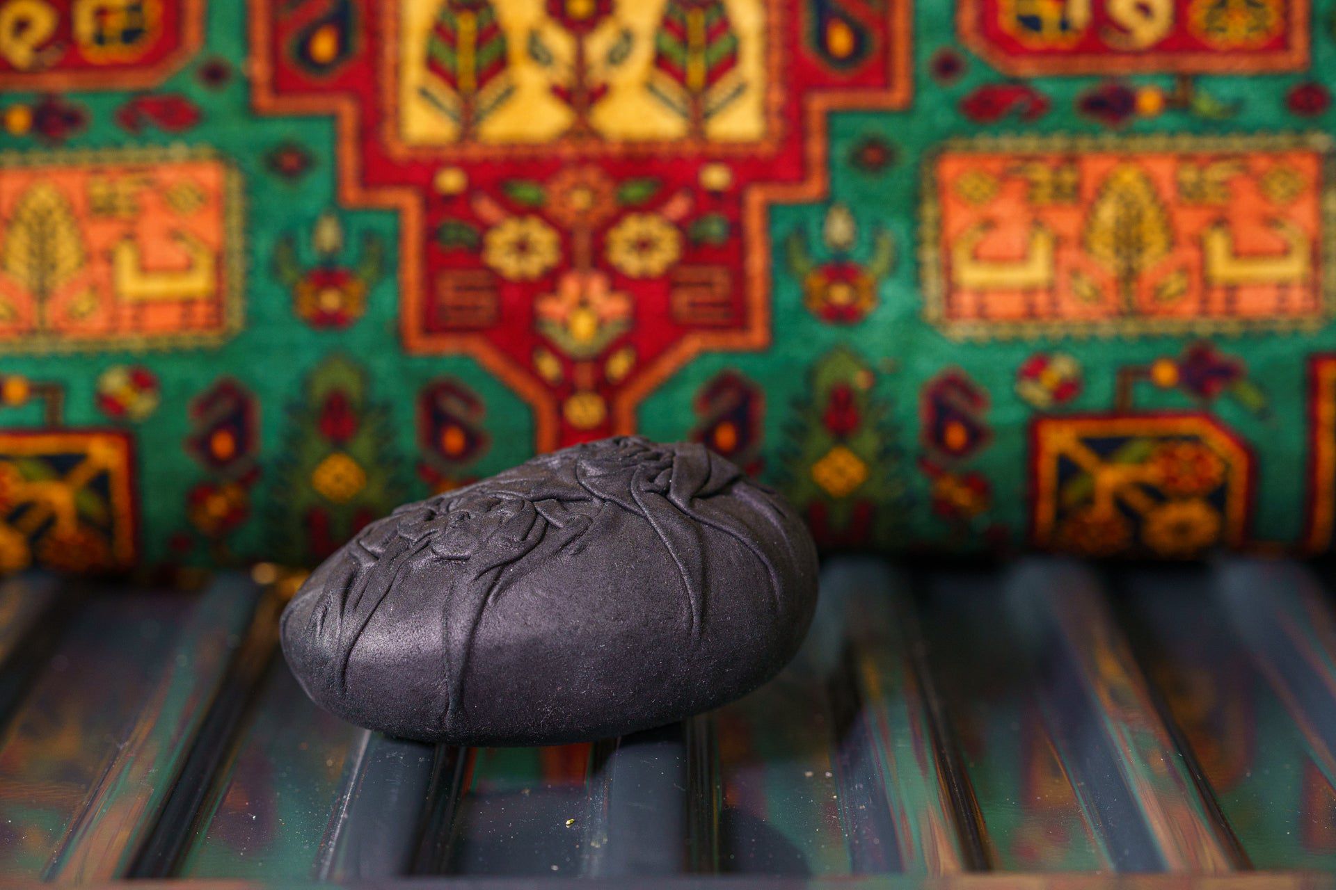 Leather Cremation Keepsake "Stone" - Exclusive Edition - Pulvis Art Urns