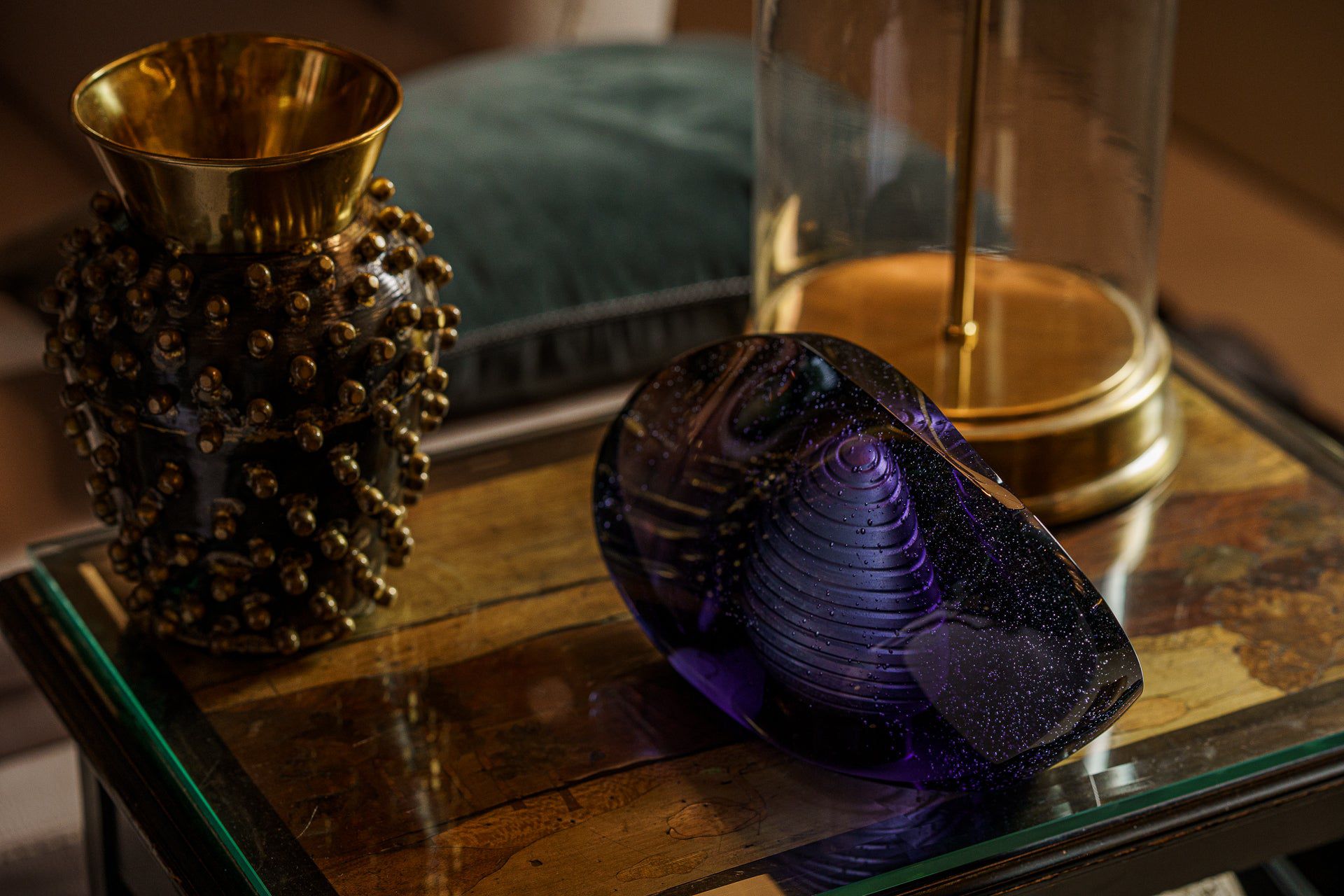 "Piece of time" Exclusive Molded Glass Urn for Ashes - Pulvis Art Urns