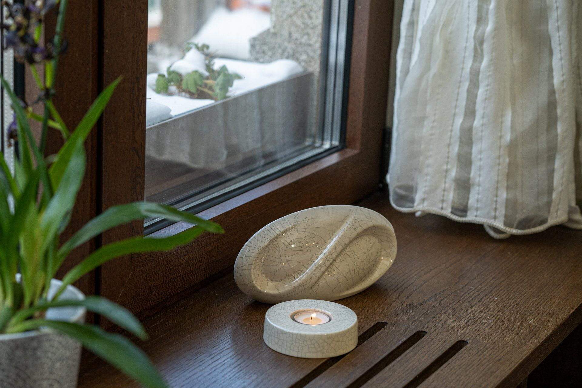 Eternity Handmade Cremation Keepsake Urn - Small Urn | Off-white | Ceramic - Pulvis Art Urns