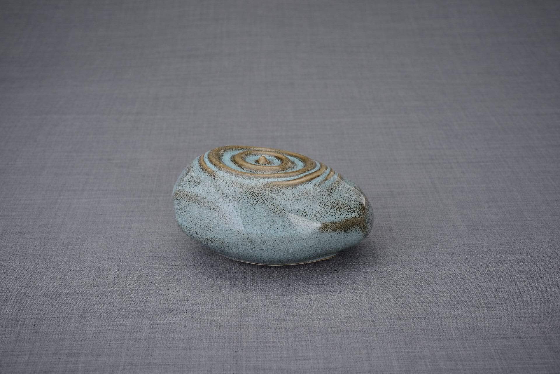 Handmade Cremation Keepsake Urn "Resonance" - Small Urn | Oily Green Melange | Ceramic - Pulvis Art Urns