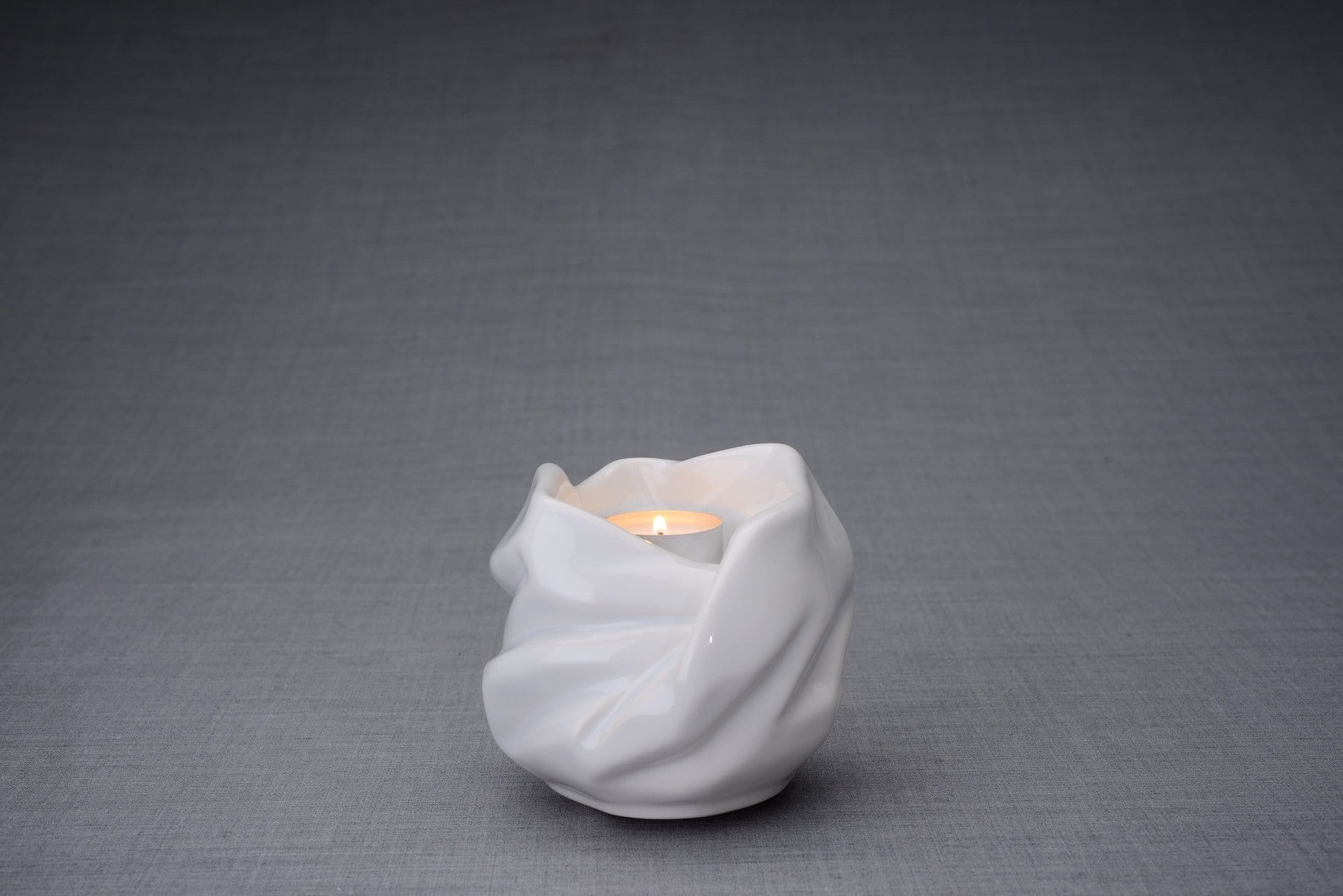 Cremation Keepsake Urn For Ashes With Candle | White | Ceramic Urn - Pulvis Art Urns