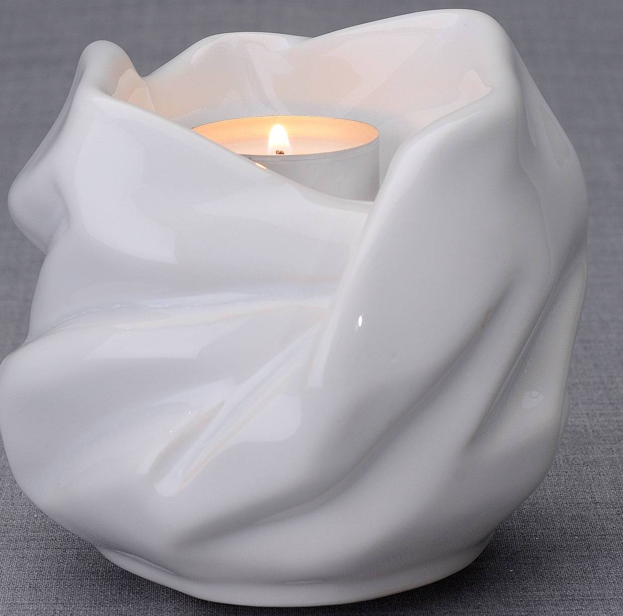 Cremation Keepsake Urn For Ashes With Candle | White | Ceramic Urn - Pulvis Art Urns