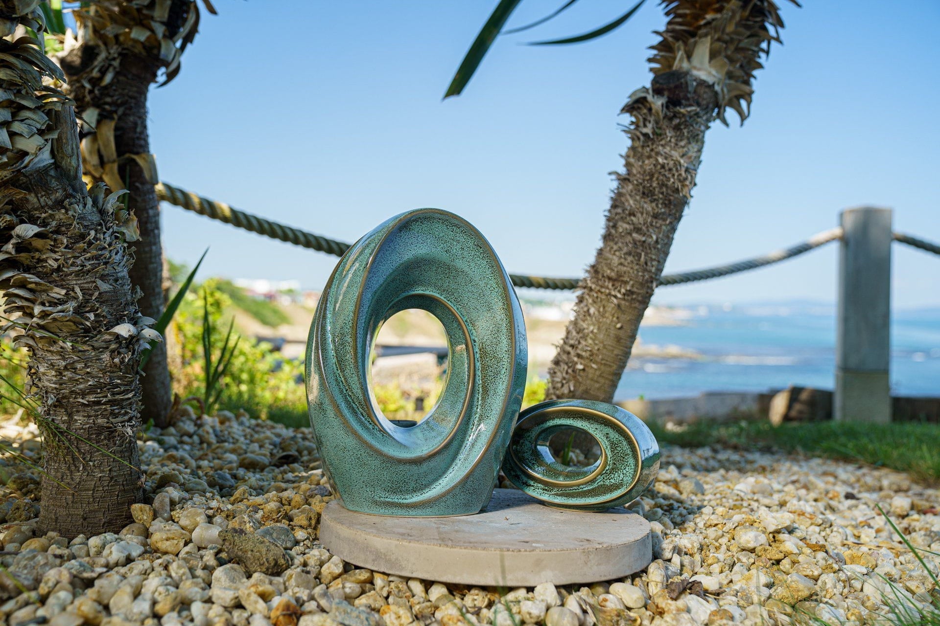 Handmade Cremation Keepsake Urn "The Passage" - Small Urn | Oily Green Melange - Pulvis Art Urns