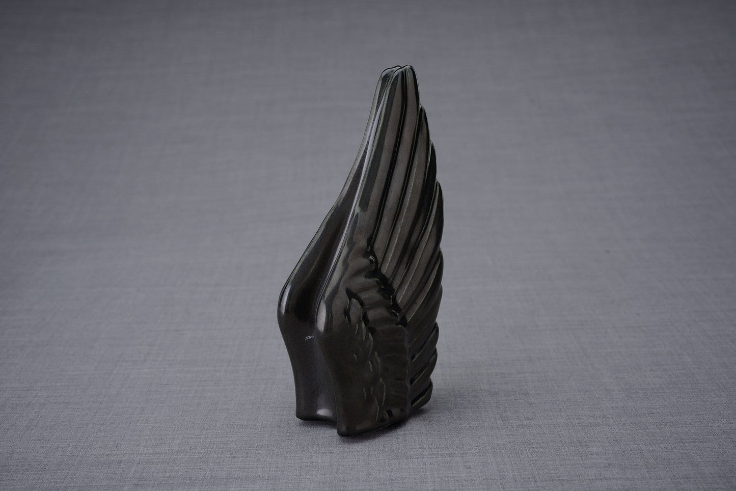 Wings Handmade Cremation Keepsake Urn for Ashes, color Black Gloss-Pulvis Art Urns