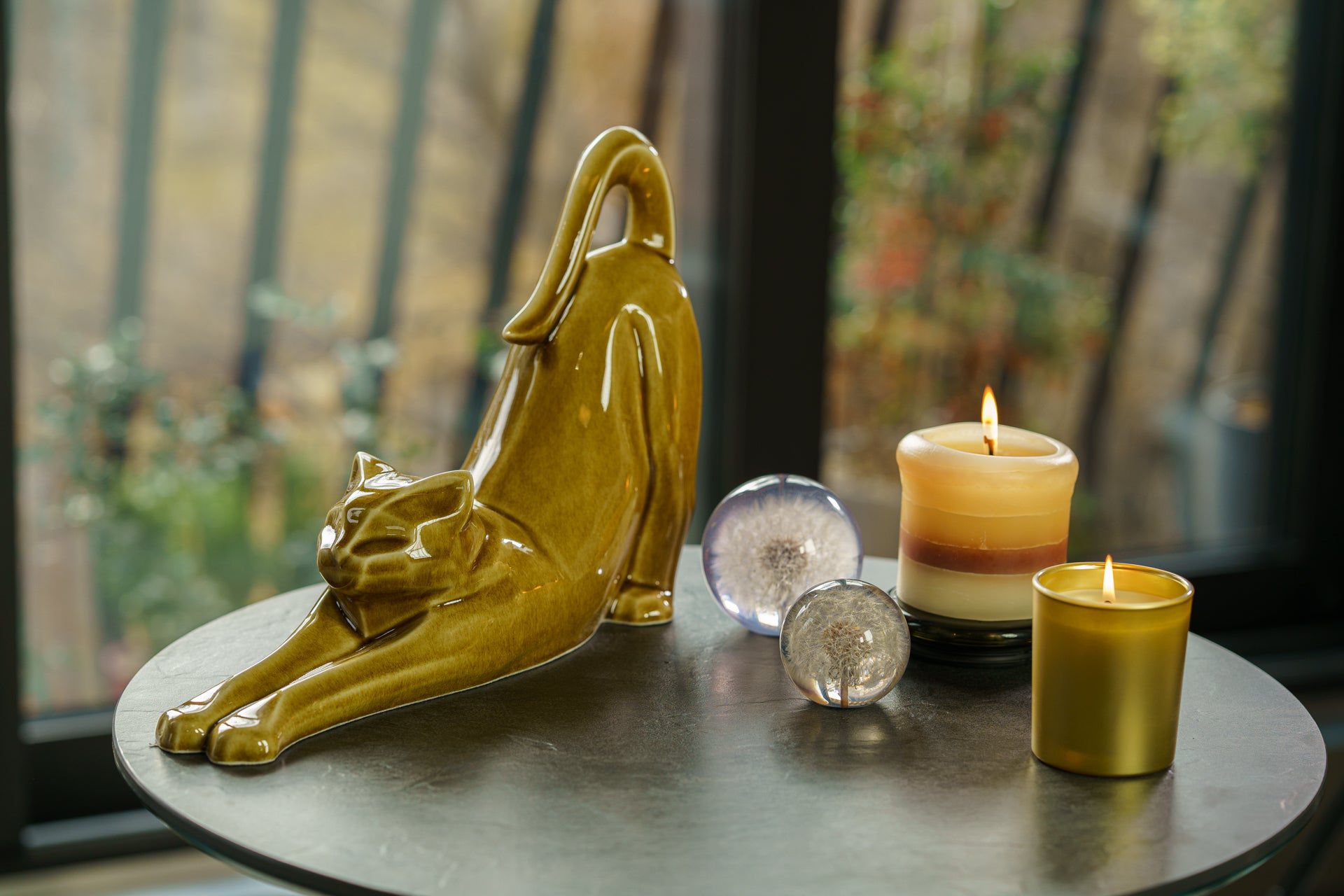 Cat Cremation Urn For Ashes "Grace" - Dark Sand | Ceramic - Pulvis Art Urns