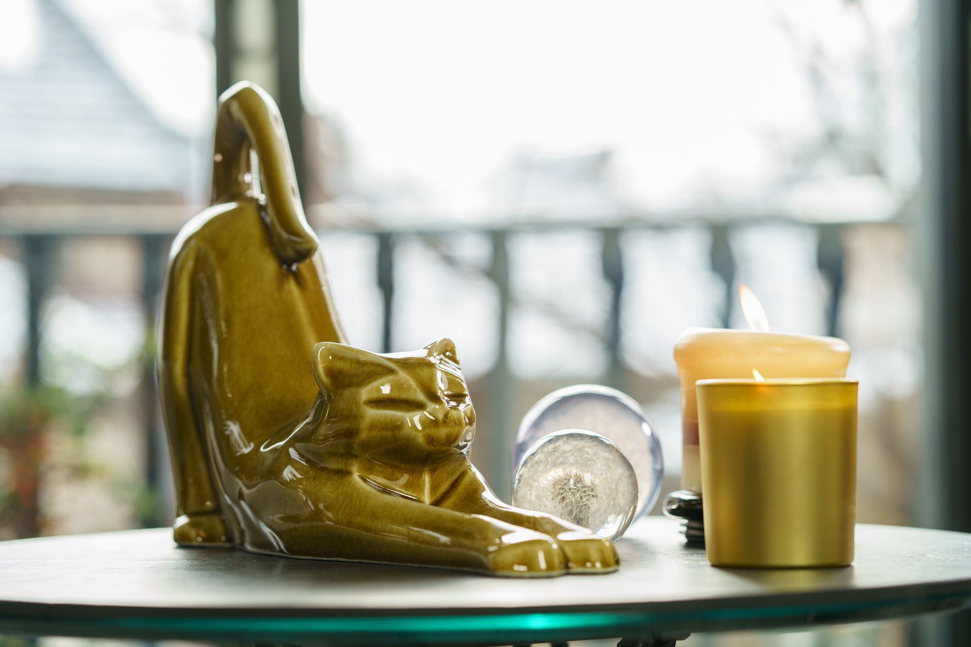 Cat Cremation Urn For Ashes "Grace" - Dark Sand | Ceramic - Pulvis Art Urns