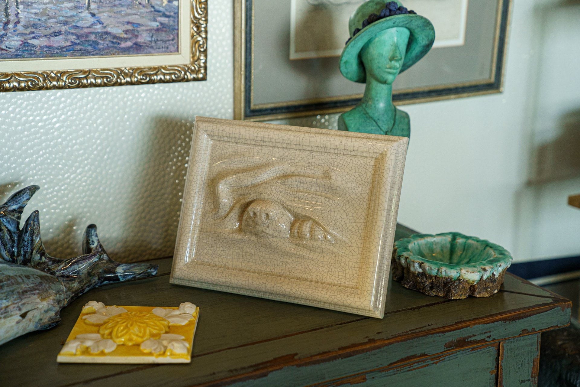 Dog Cremation Urn for Ashes - Craquelure | Ceramic | Handmade Pet Urn - Pulvis Art Urns