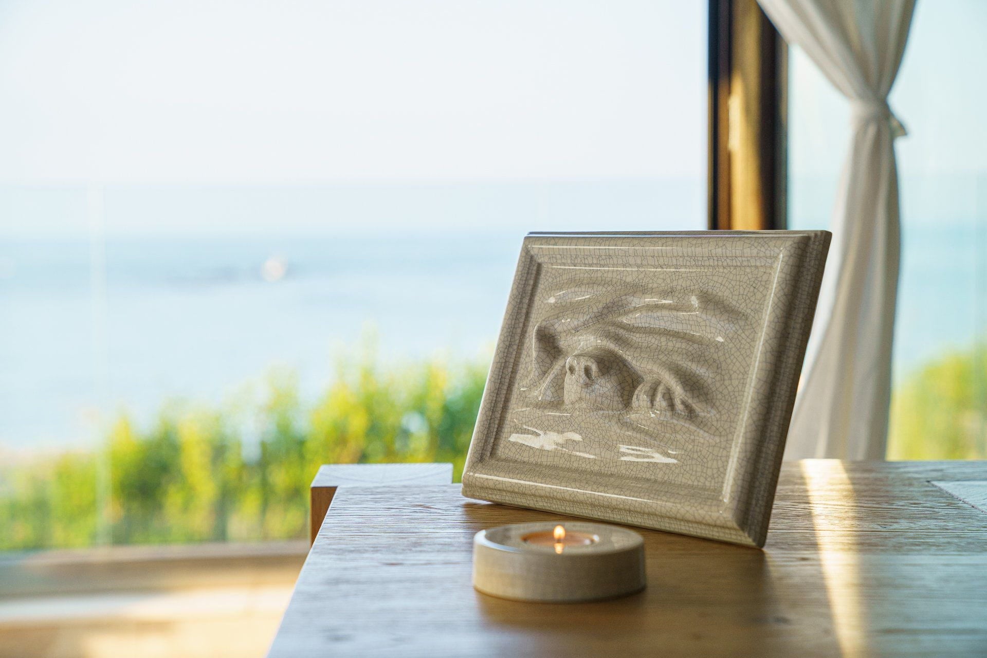 Dog Cremation Urn for Ashes - Craquelure | Ceramic | Handmade Pet Urn - Pulvis Art Urns