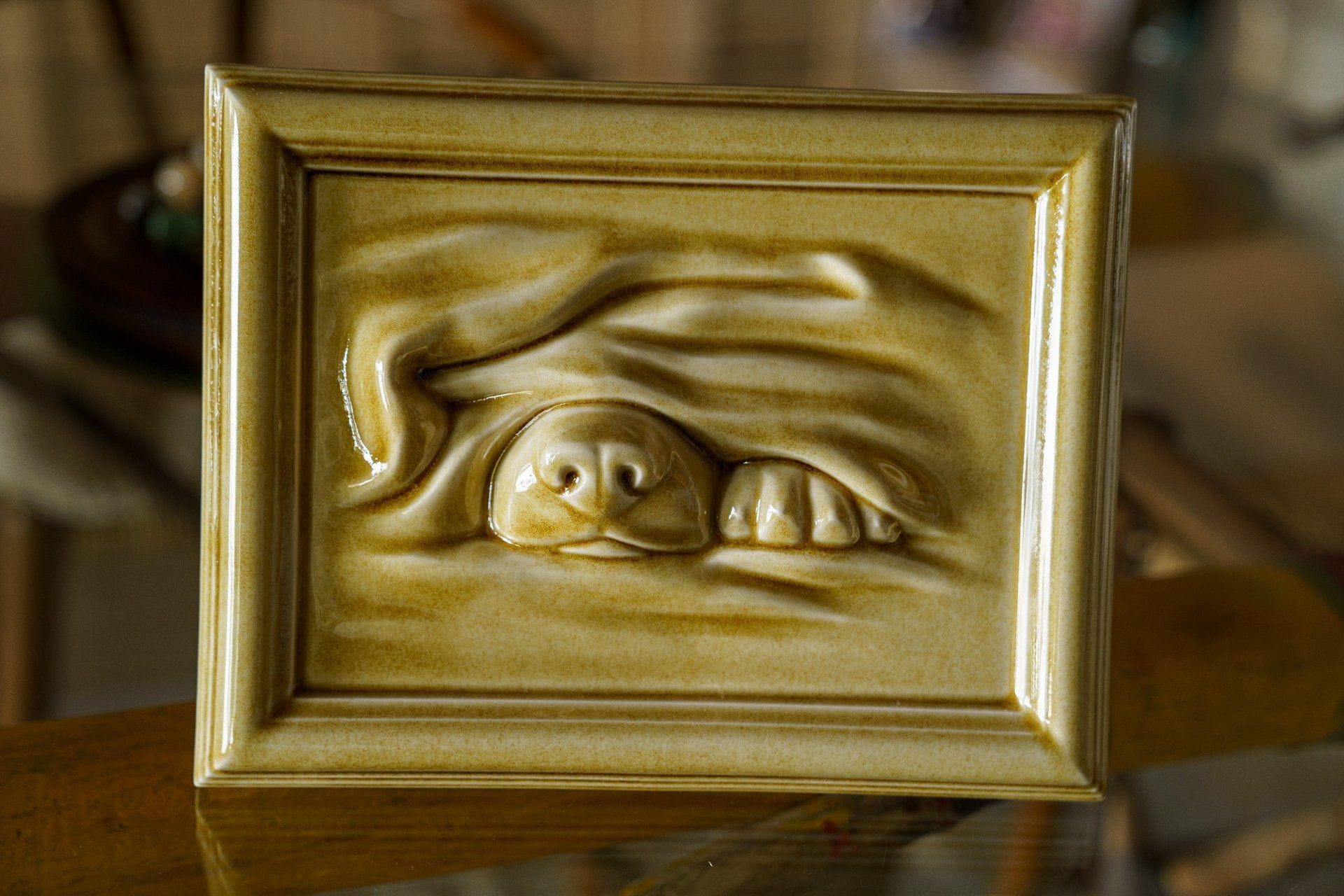 Dog Cremation Urn for Ashes - Dark Sand | Ceramic | Handmade Pet Urn - Pulvis Art Urns