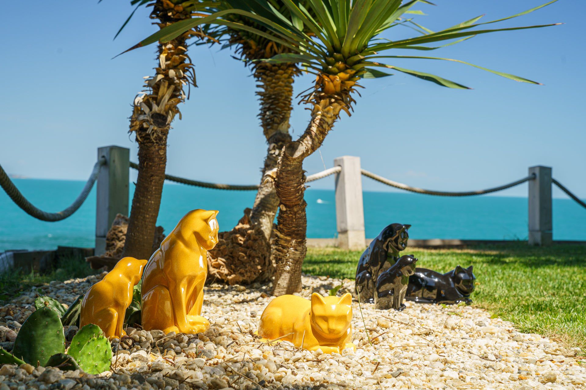 Mini Pet Urn for Ashes Neko - Amber Yellow | Ceramic | Handmade Cat Urn - Pulvis Art Urns