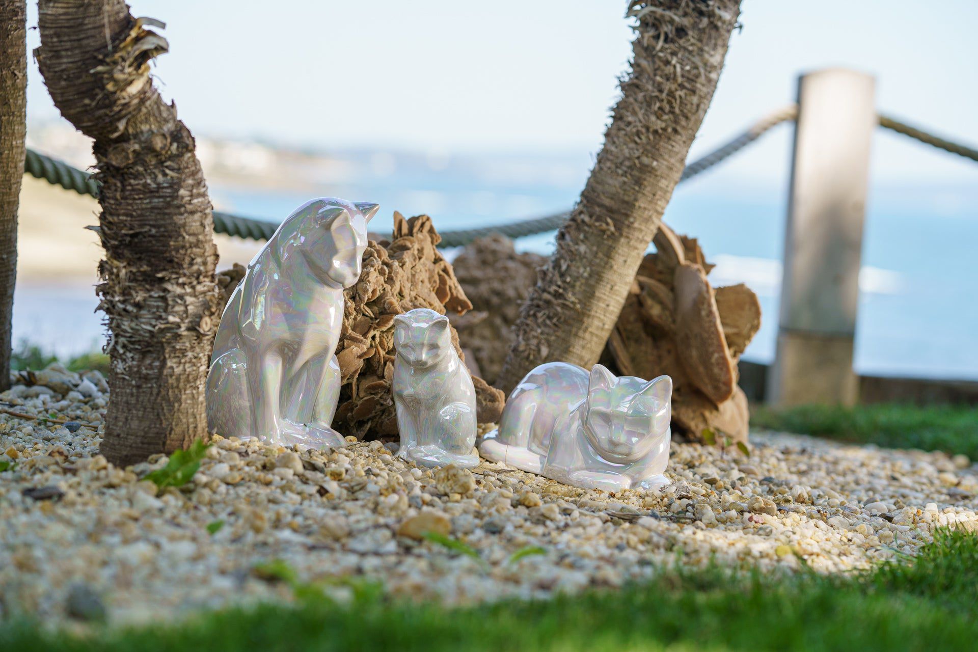 Mini Pet Urn for Ashes Neko - Pearly White | Handmade | Ceramic Cat Urn - Pulvis Art Urns